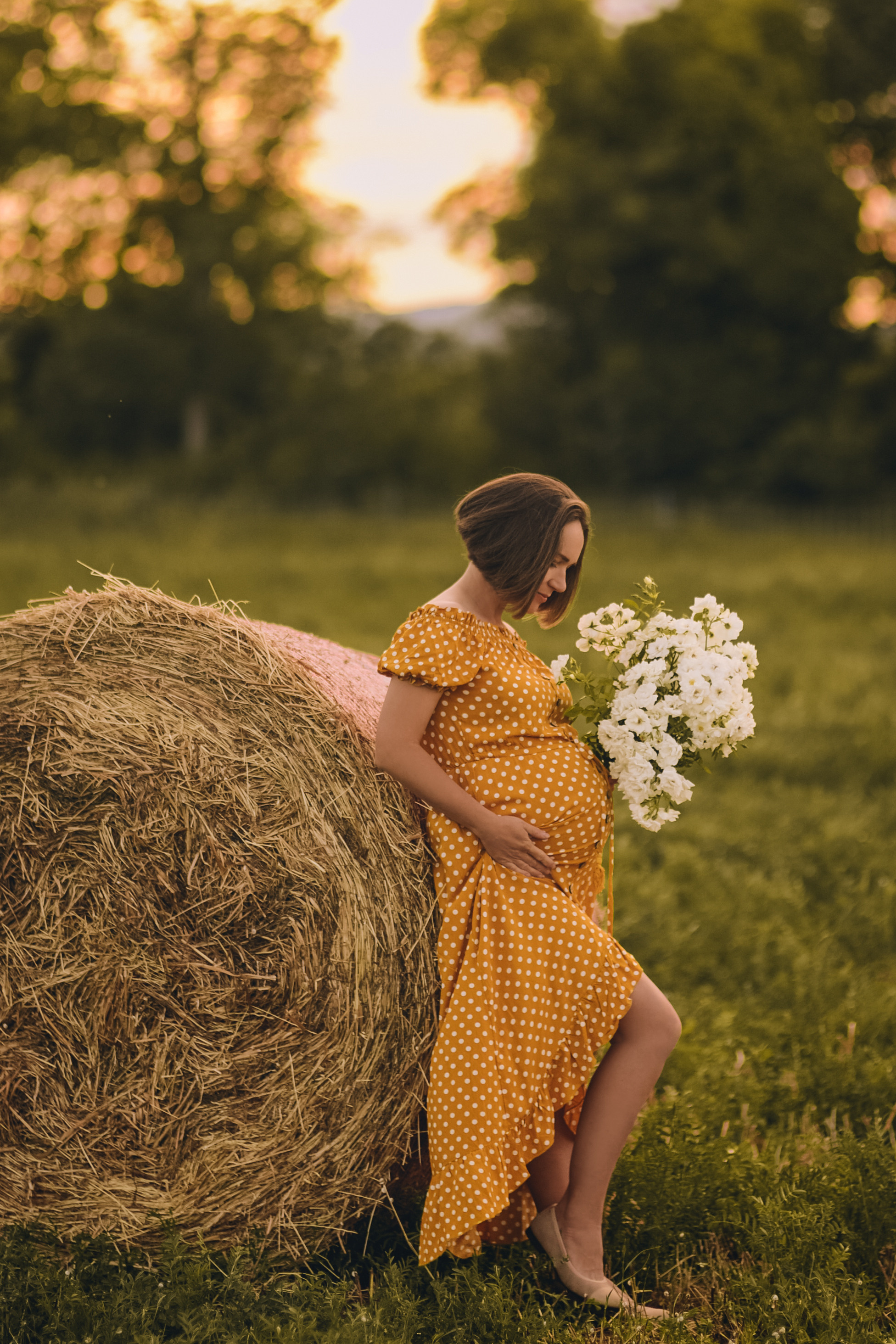 Pregnancy. Photographer in Provence Julia Lipiainen