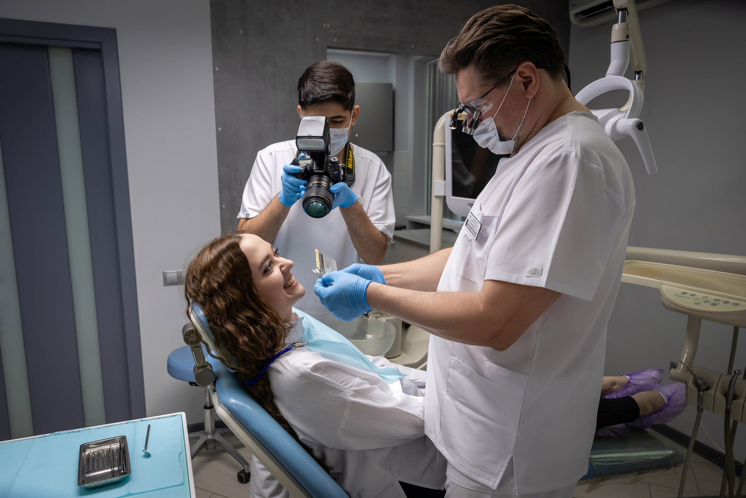 Съемка контента для стоматологии, фото сотрудников, интерьер. Свадебная, репортажная и бизнес съёмка в Ростове-на-Дону