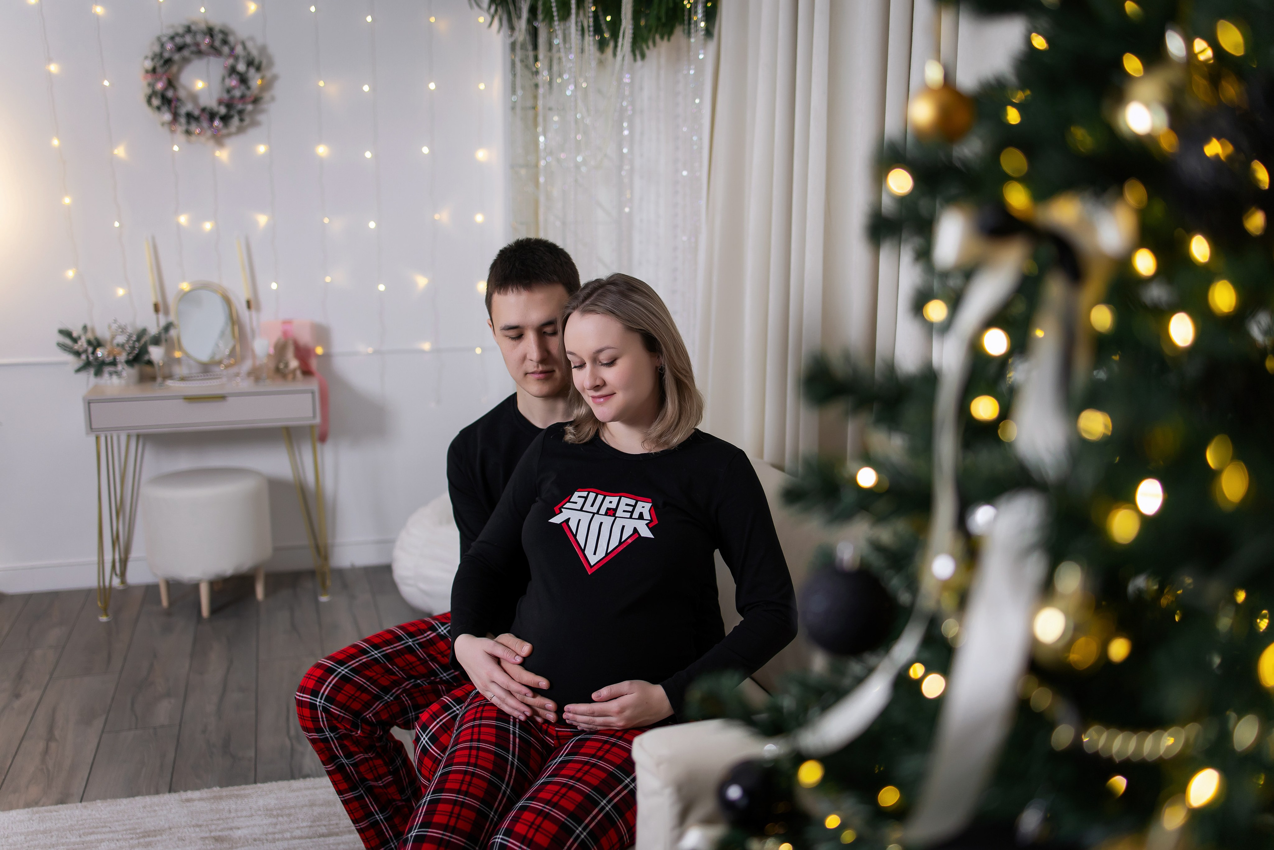 Ваши фотографии. Интерьерная фотостудия Background в Омске