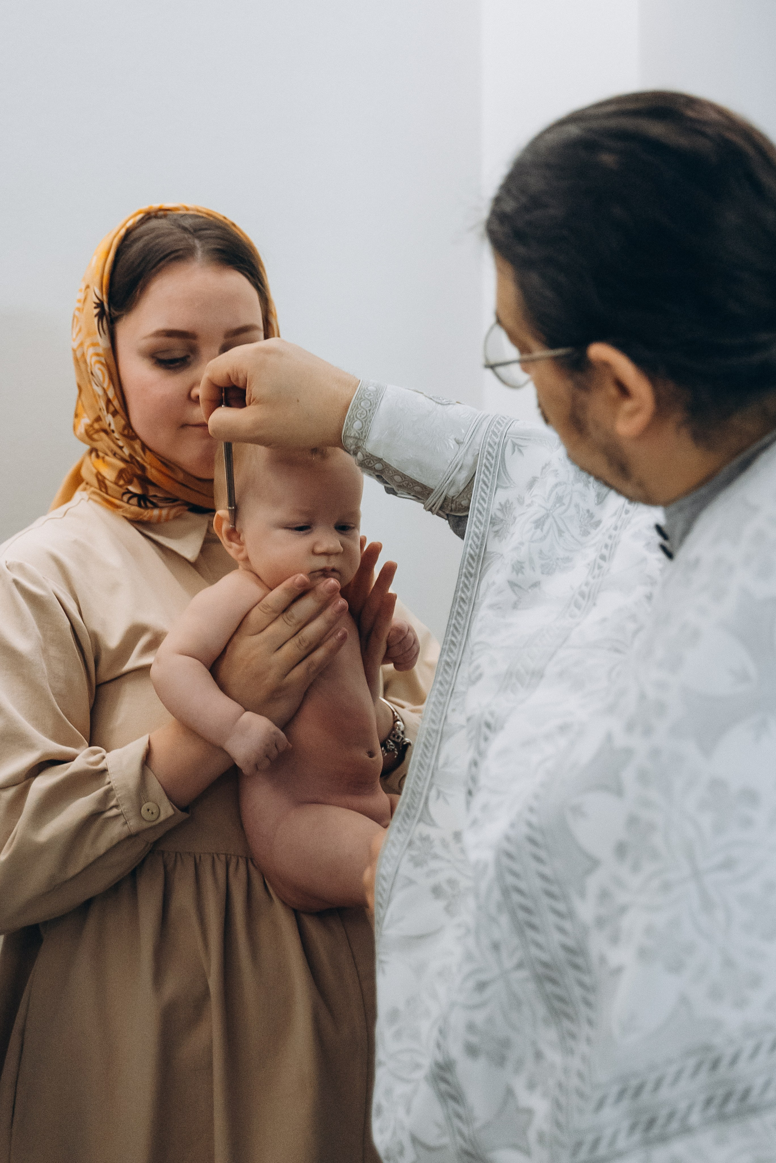 Крещение Кирилла (Храм всех святых). Семейный фотограф в Минске Дарья Дреко