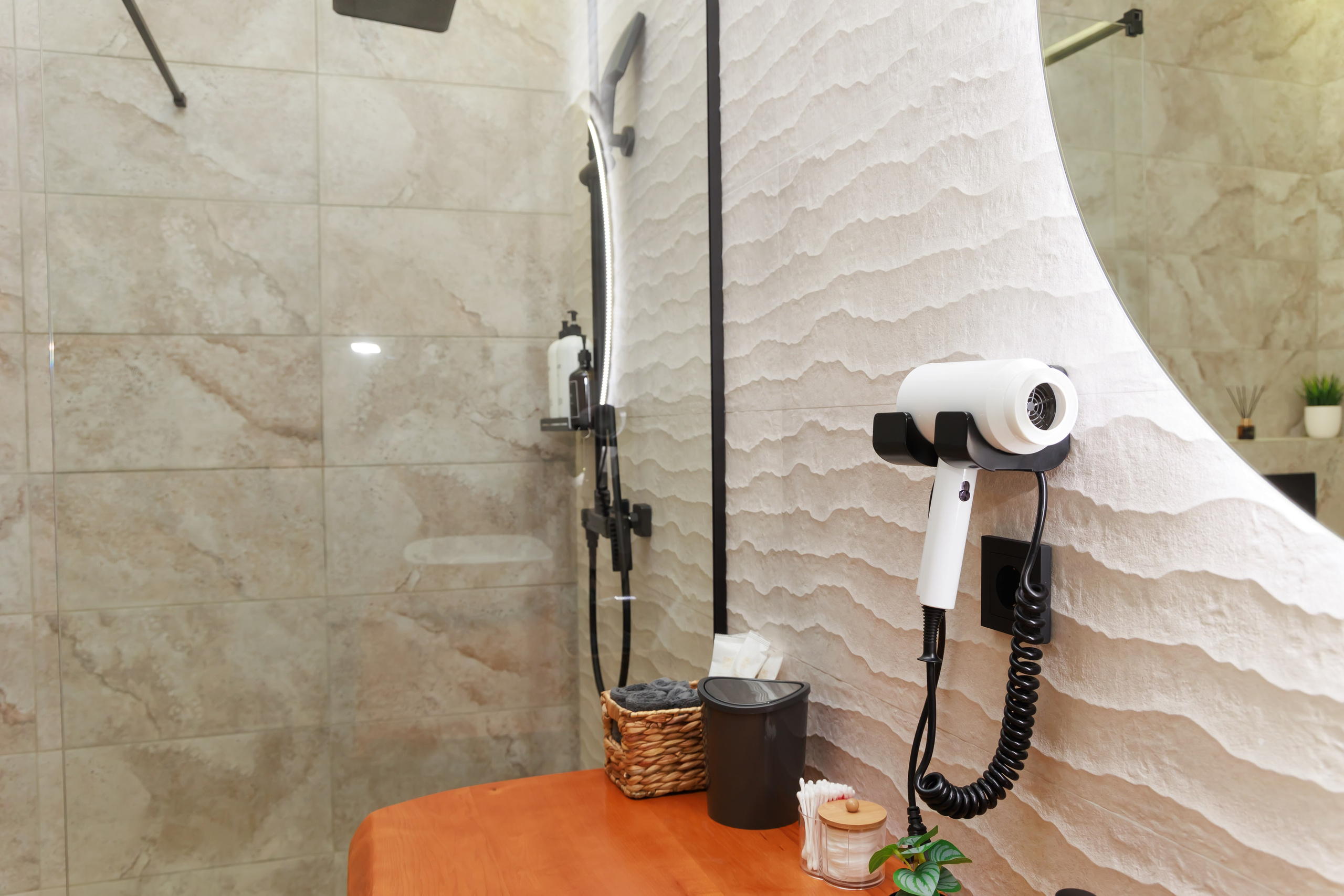 Интерьерная и рекламная съёмка. Свадебный и семейный фотограф в г. Майкопе (выезд по республике и краю)