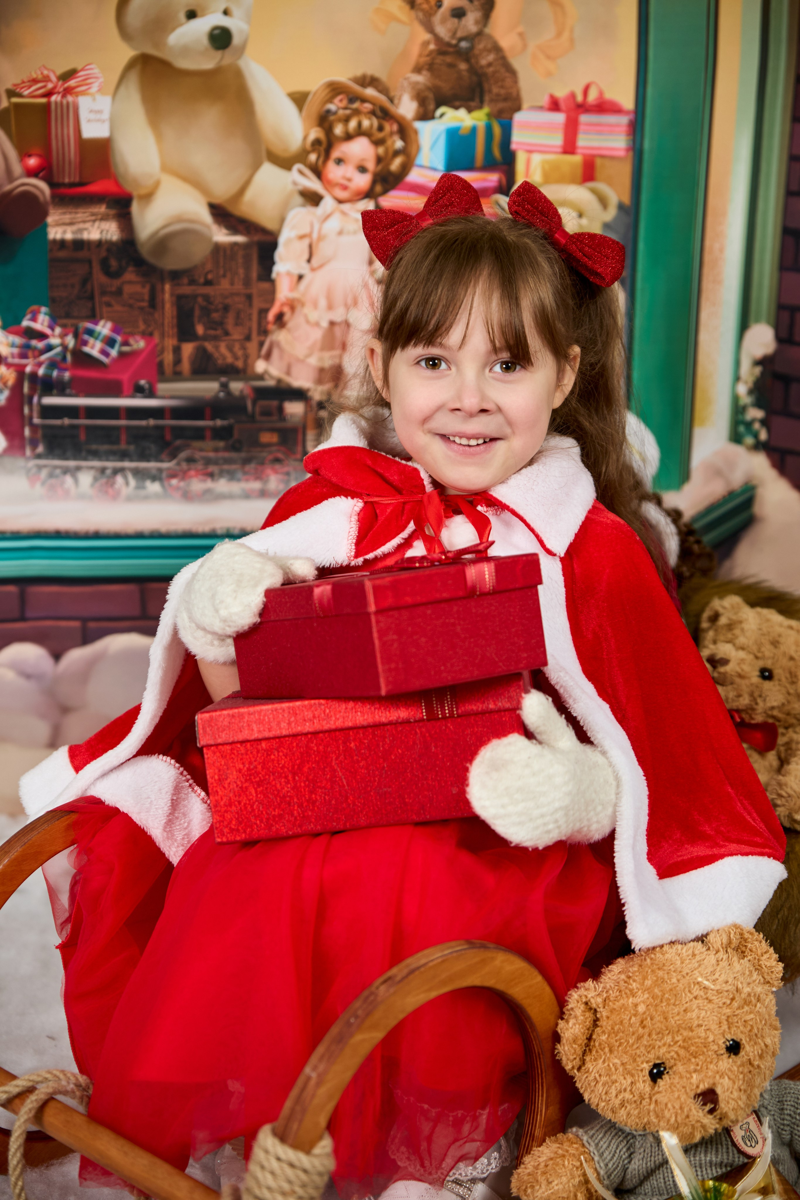 «Магазин игрушек». Выпускные альбомы в Донецке и ДНР. Фотограф Донецк и ДНР