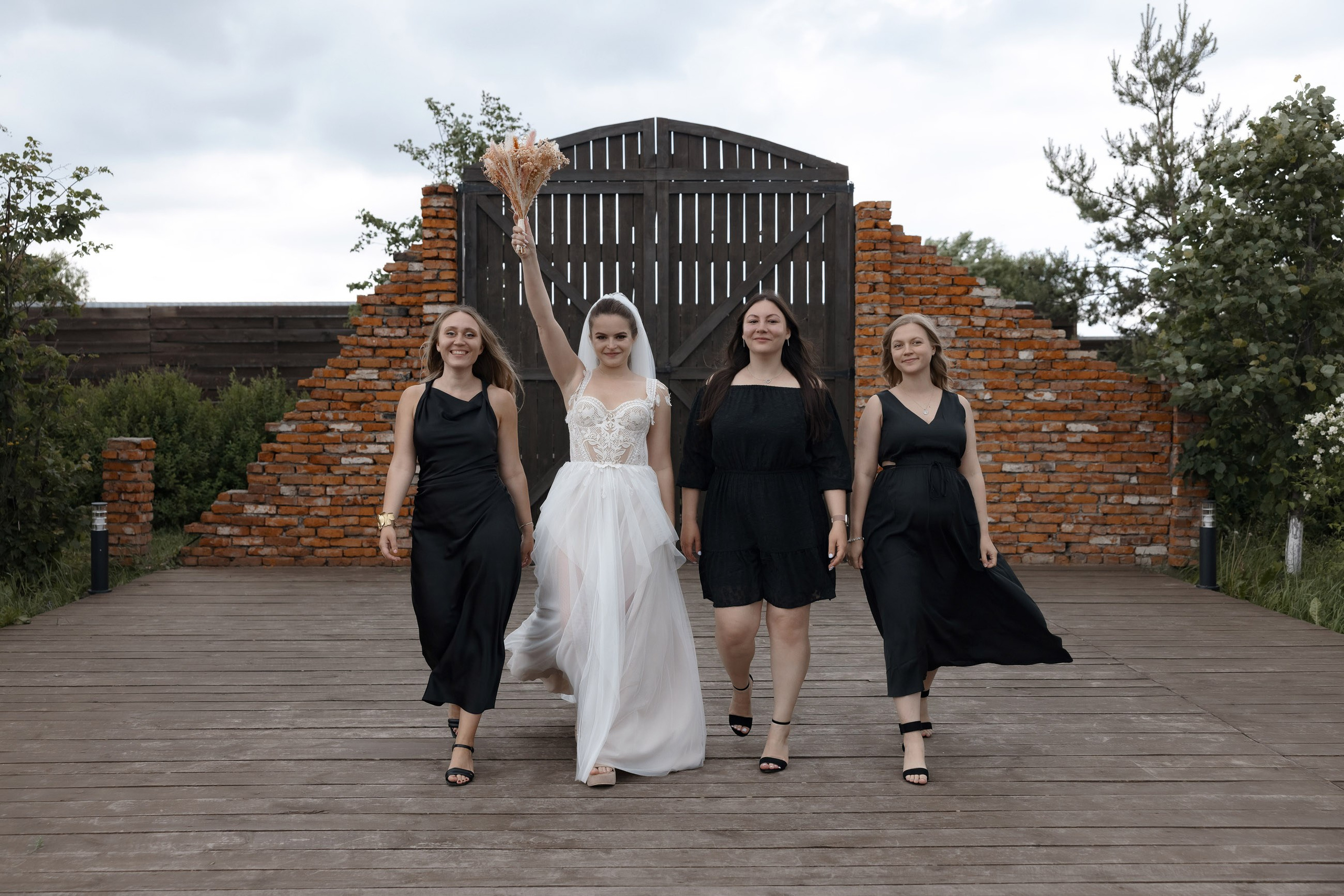 Артем и Вера. Свадебный фотограф и видеограф Юрий и Эля Дубинины