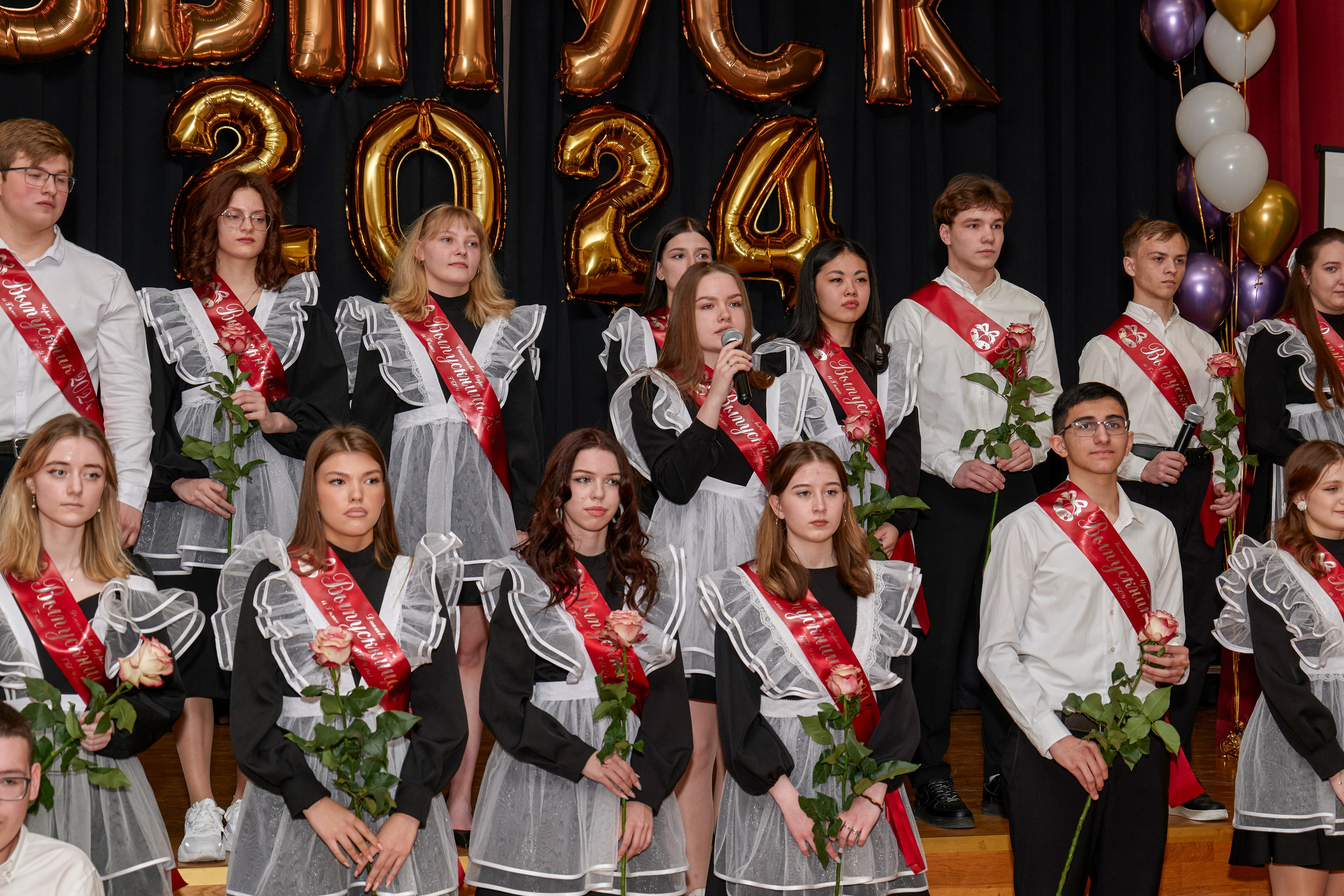 Последний звонок школа 1413. Детский и семейный фотограф г. Москва Оксана Катаджи