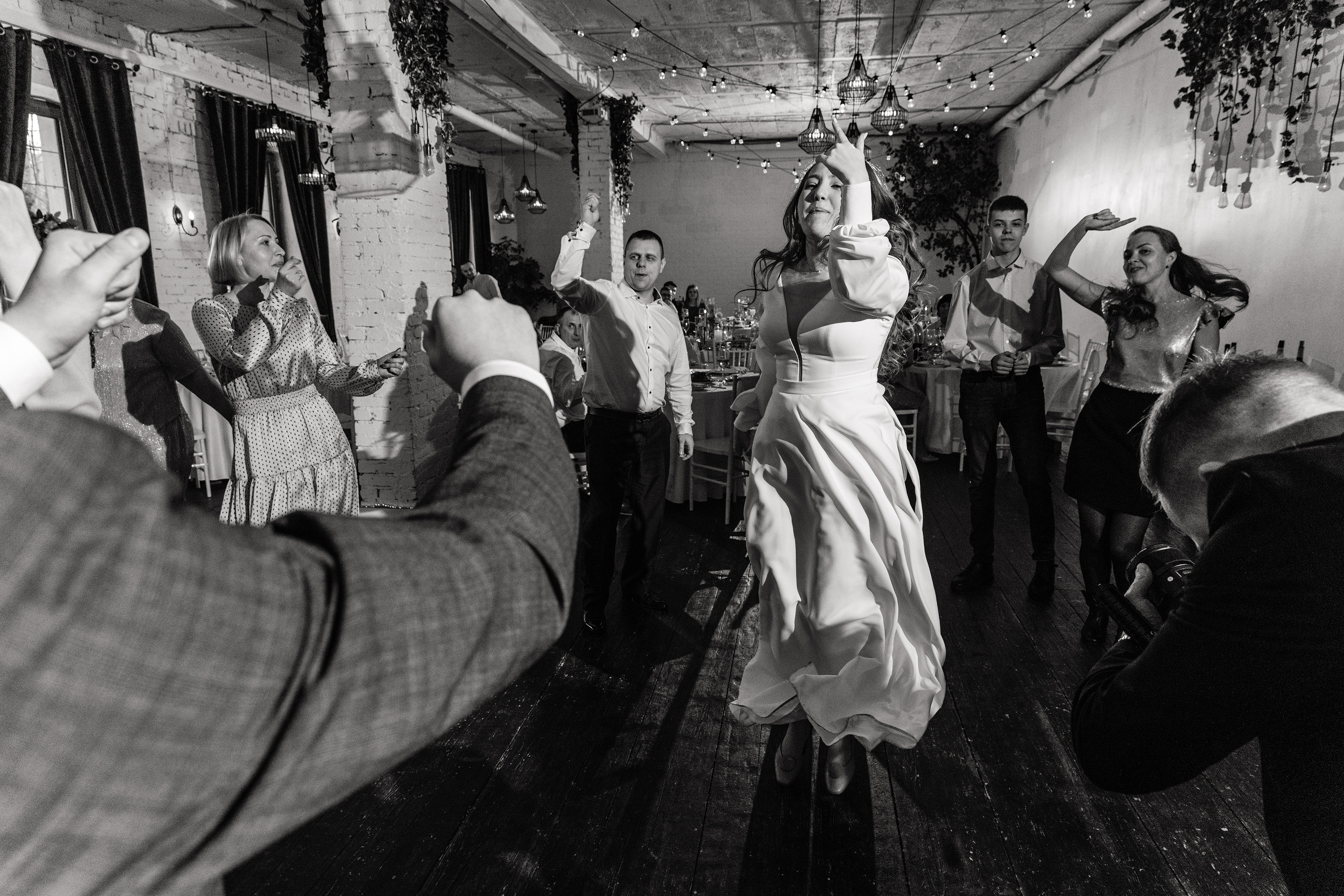 Анонс свадьбы Артема и Насти в Forest Hall