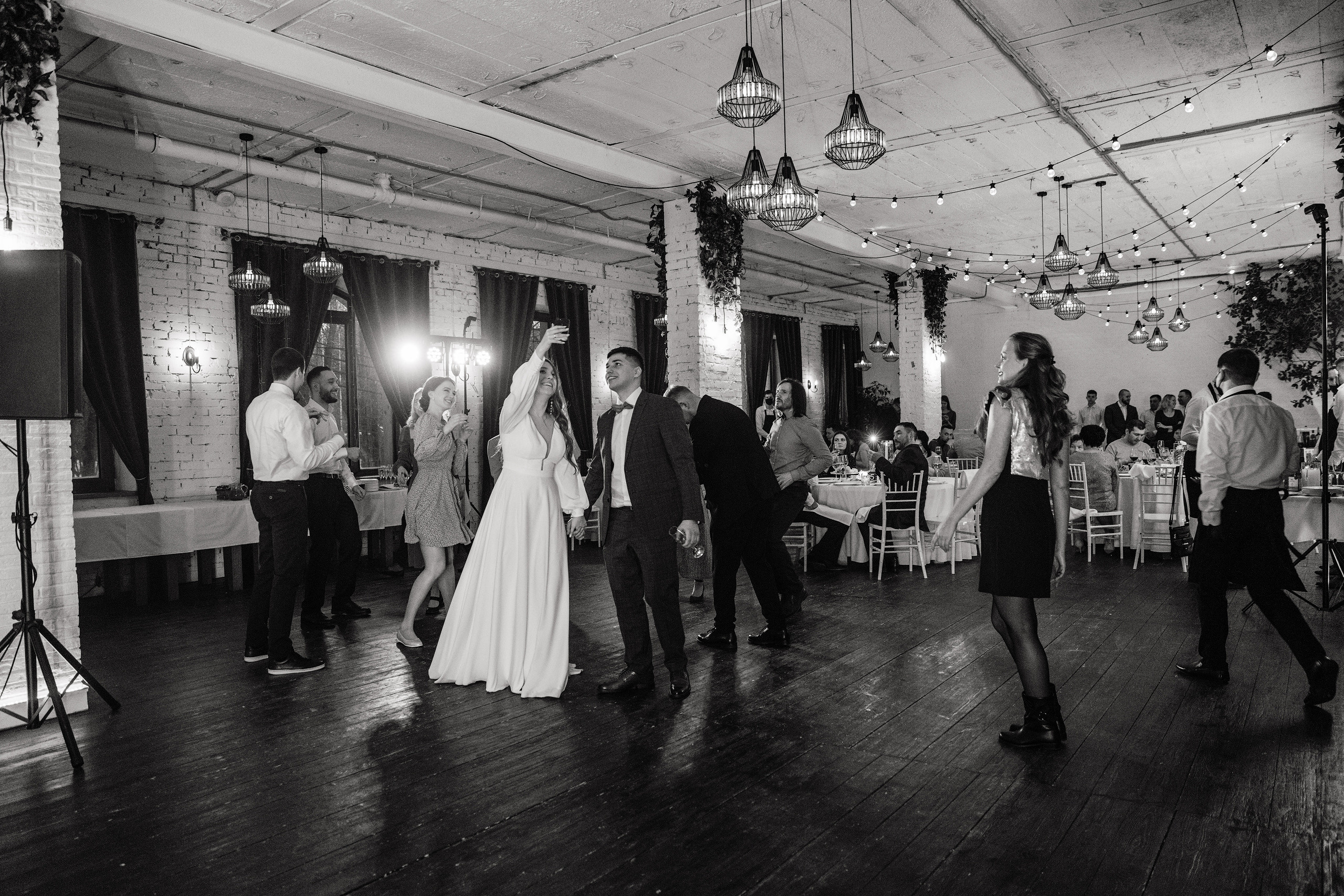 Анонс свадьбы Артема и Насти в Forest Hall