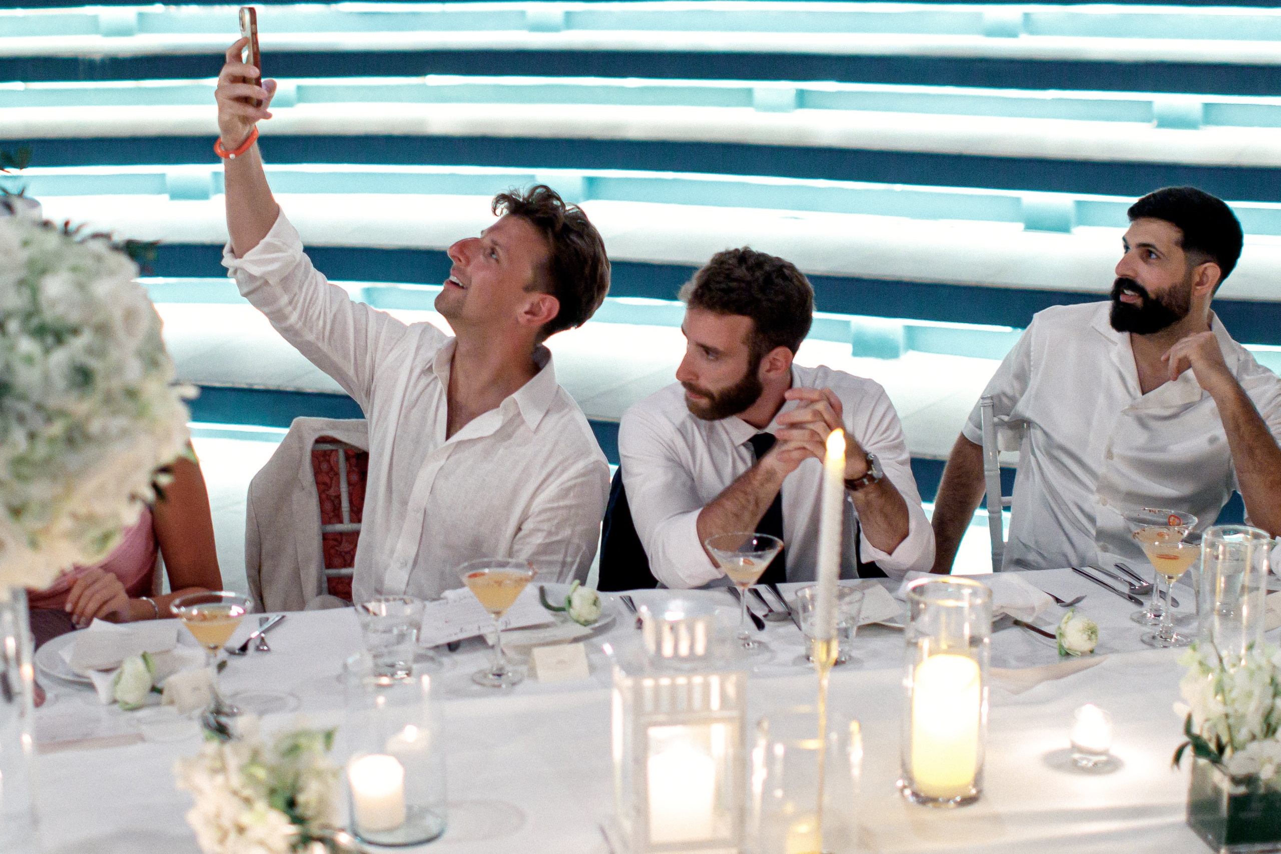 Свадьба с гостями на Пхукете. Фотограф на Пхукете в Таиланде