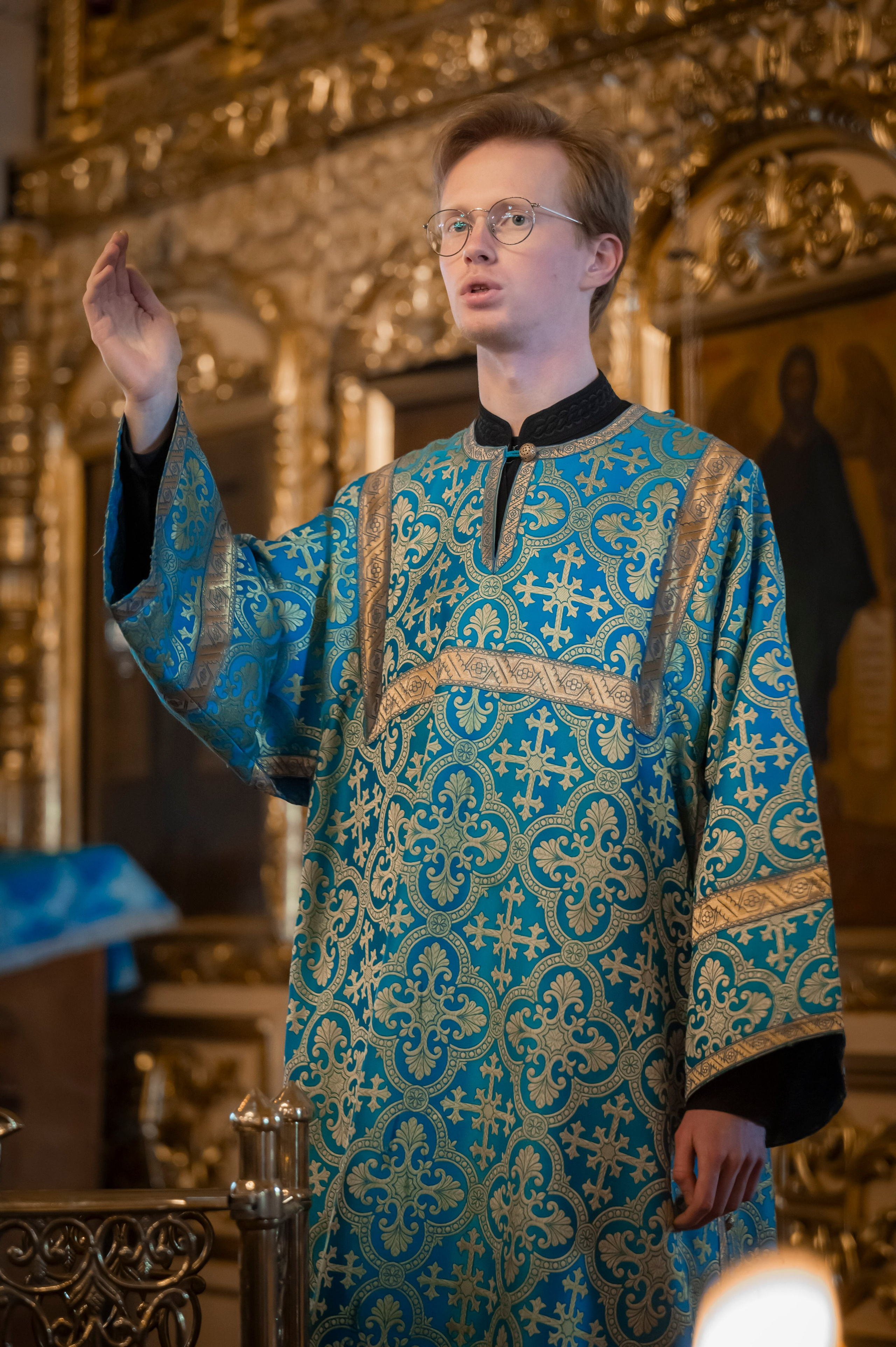 Богородский храм. Благовещение. Божественная Литургия. Антон и Татьяна Денисенко — В храме