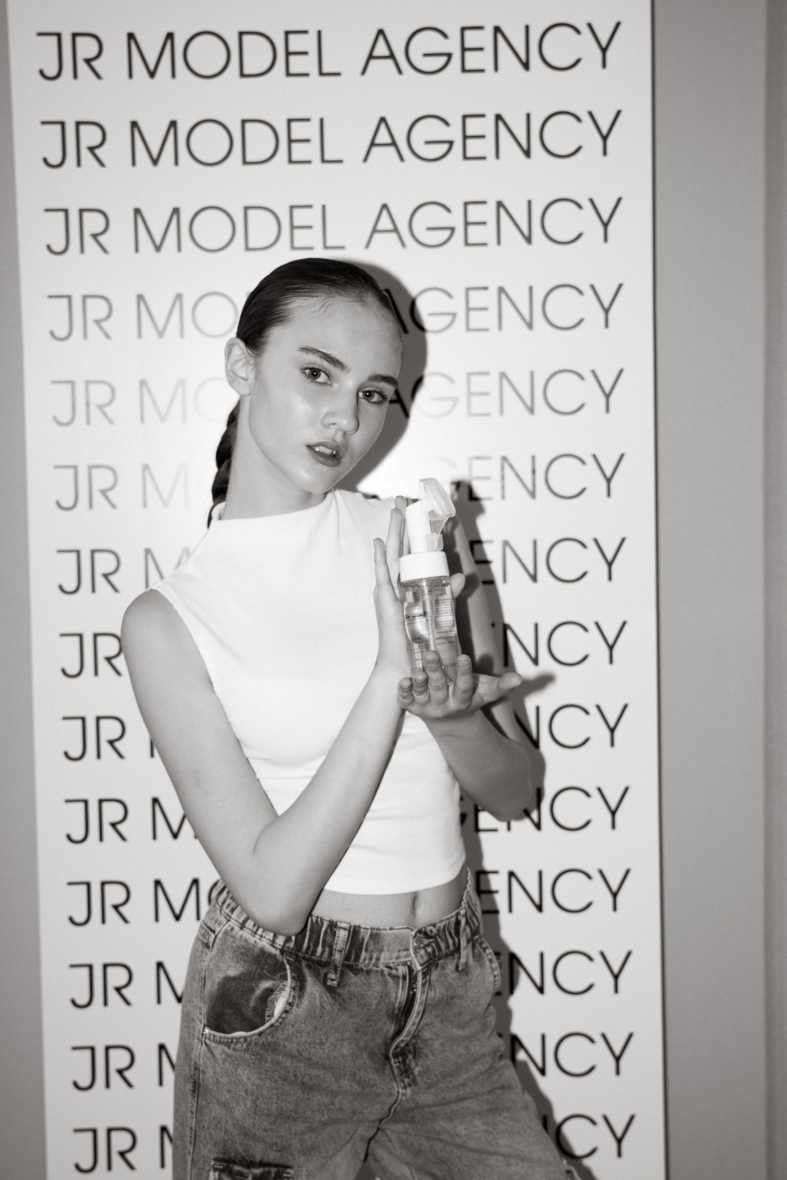 JR model agency