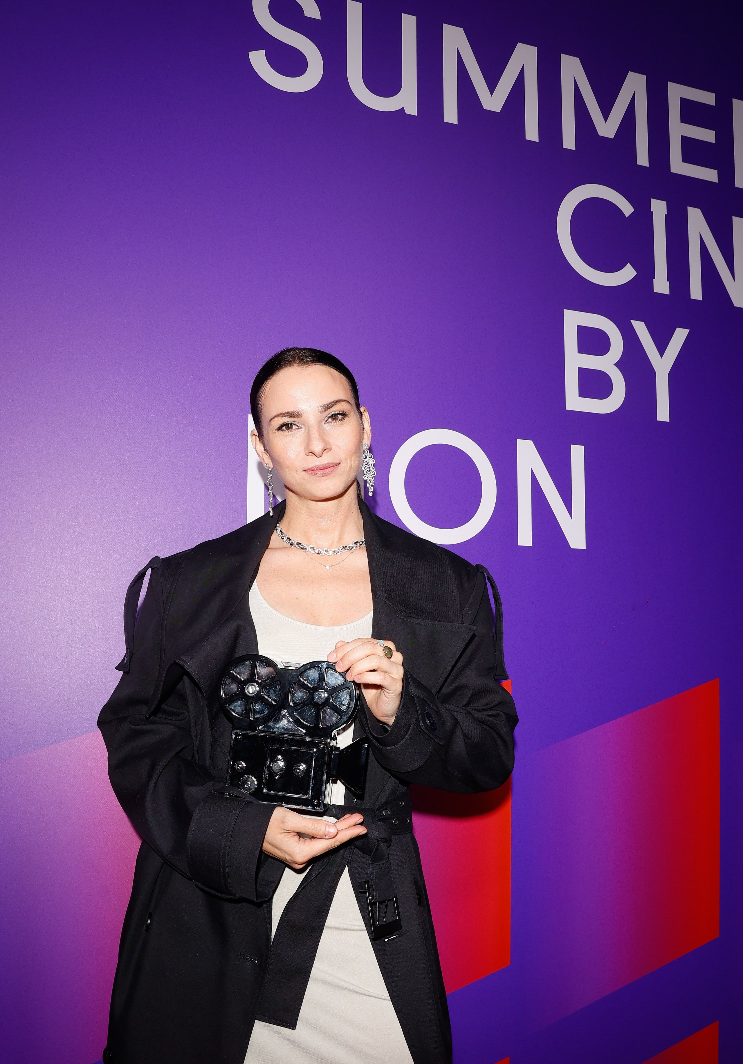 ТЕАТРАЛЬНАЯ ЗОНА | СТРЕЛКА | KION. Nikolskayasecular