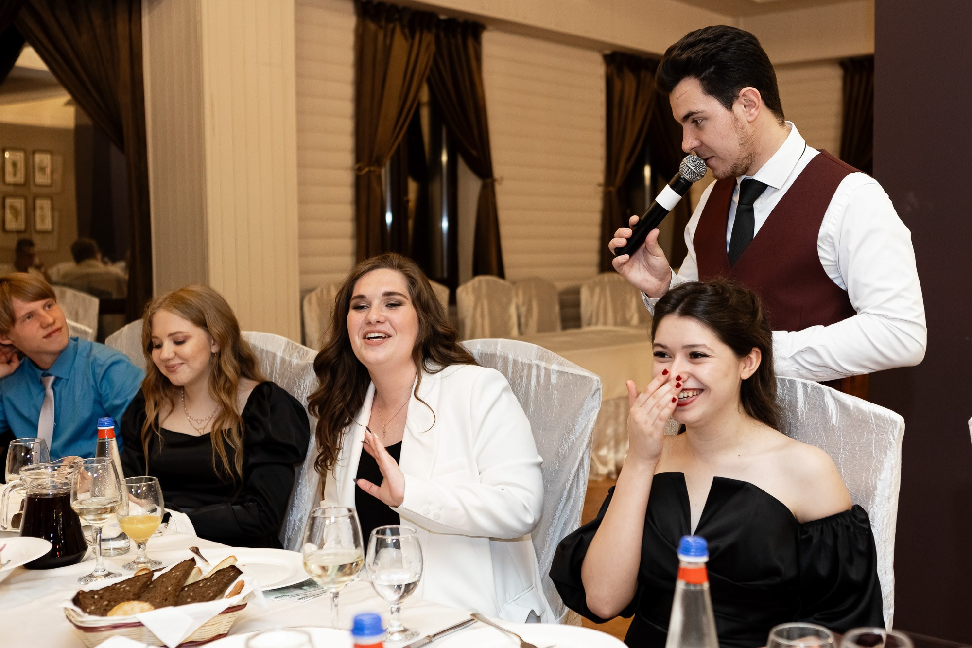 Фотосъёмка выпускного в школе. Свадебный фотограф, фотосъемка в Крыму, Севастополе, Симферополе, Ялте