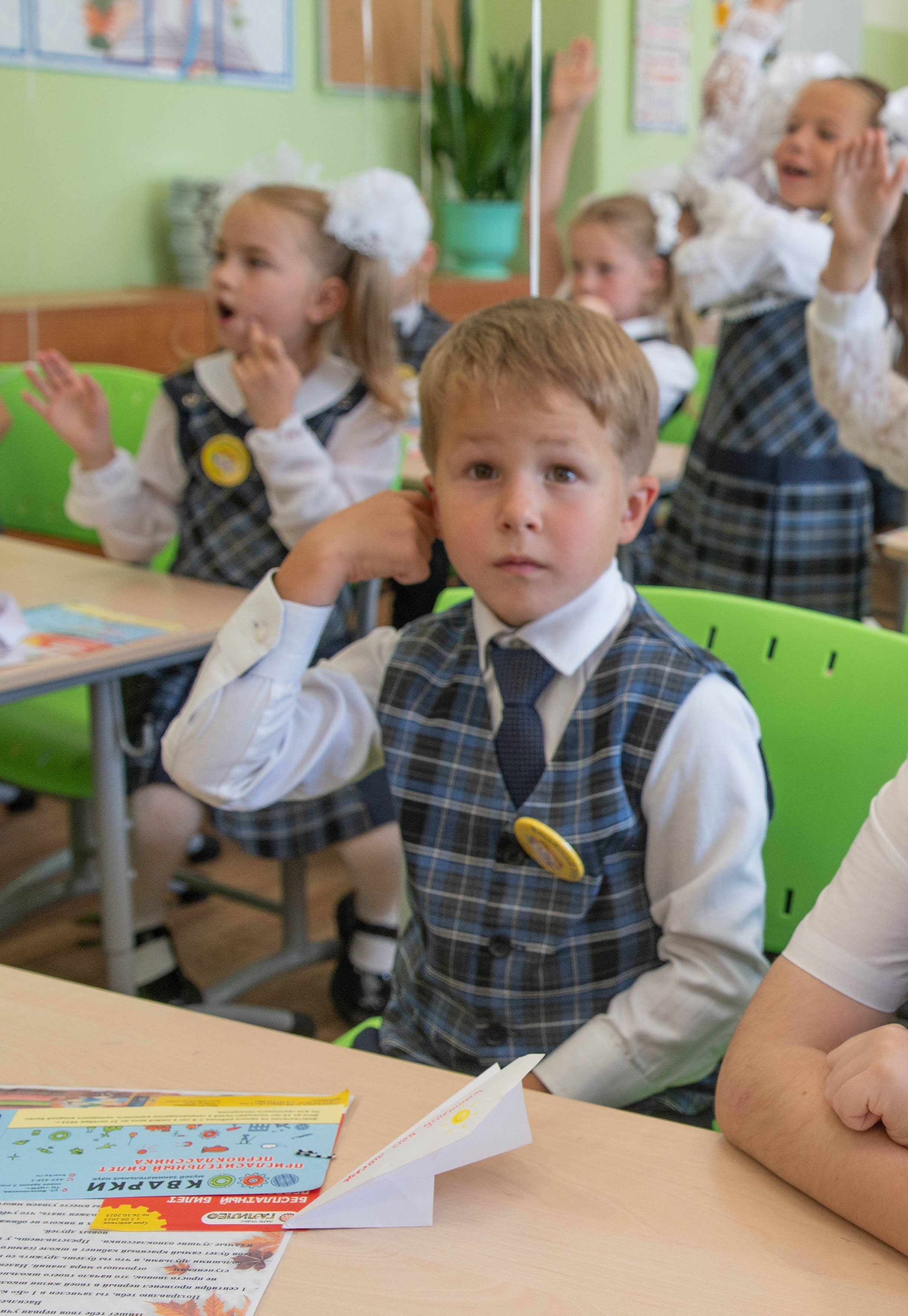 Первый класс линейка, в классе, портреты. Семейный и детский фотограф в Нижнем Новгороде
