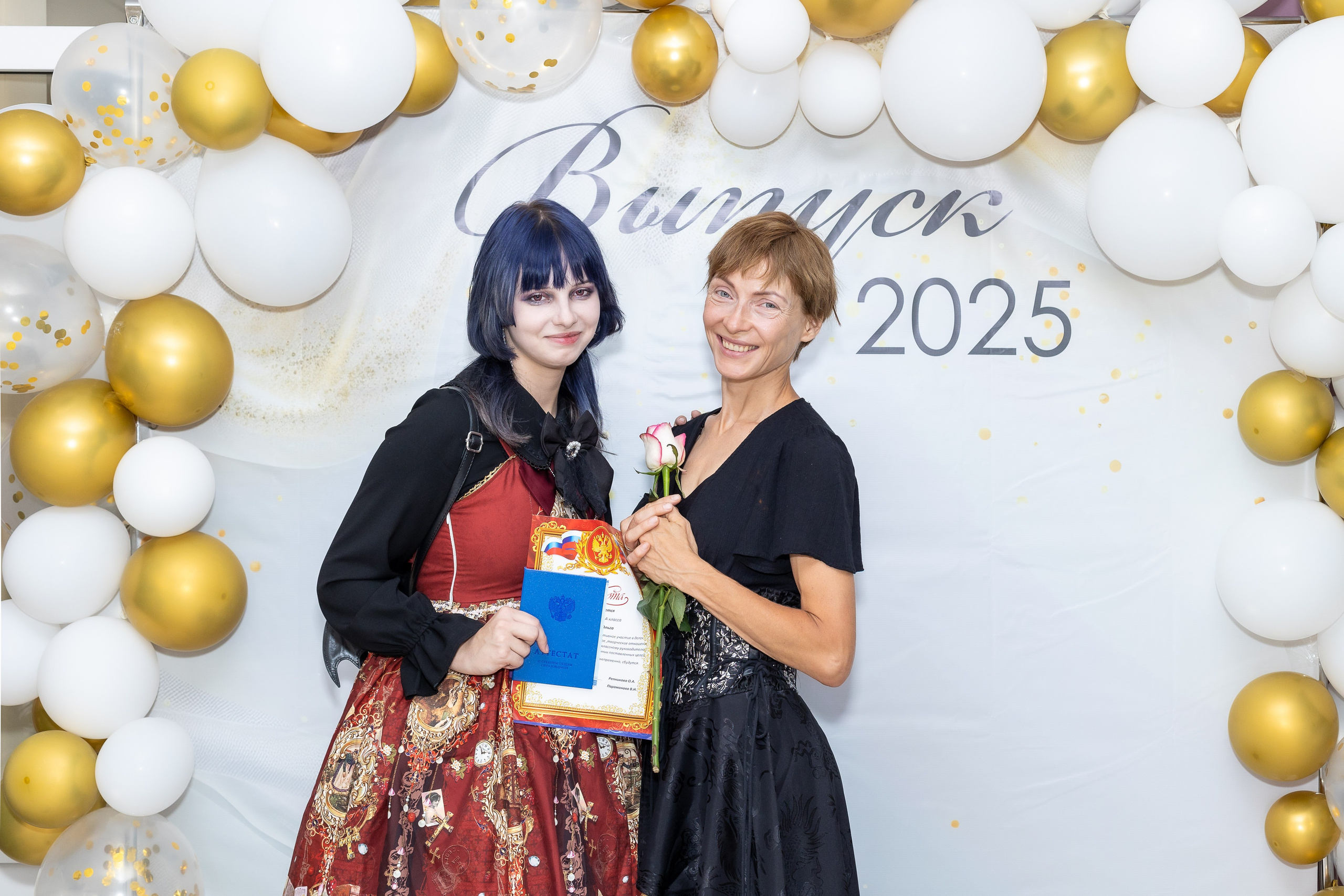 Вручение аттестата 2025. Выпускные альбомы Майкоп, Краснодар Елена Золотарева
