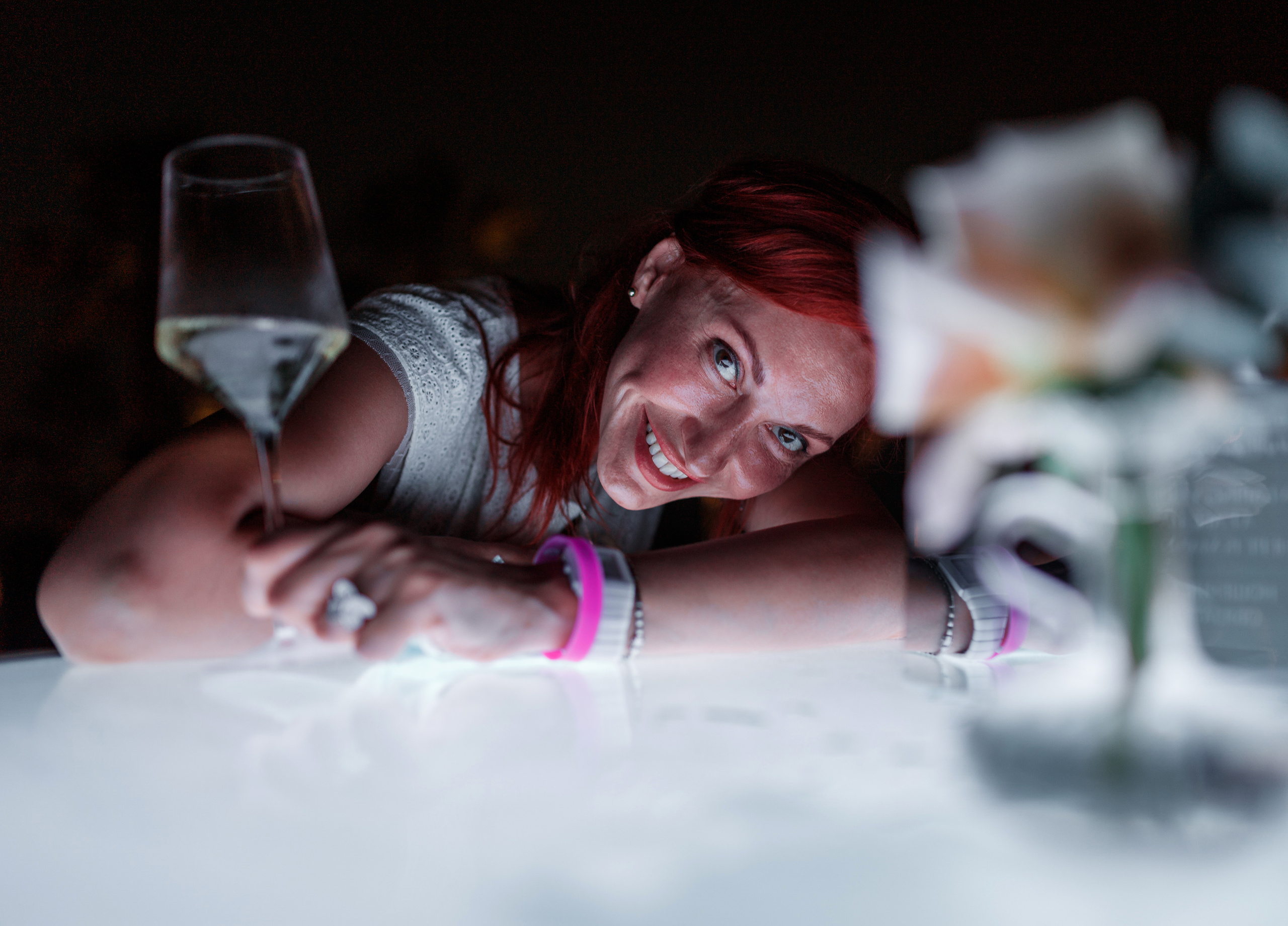 Дубай. Белая вечеринка. Фотограф Олег Сотник