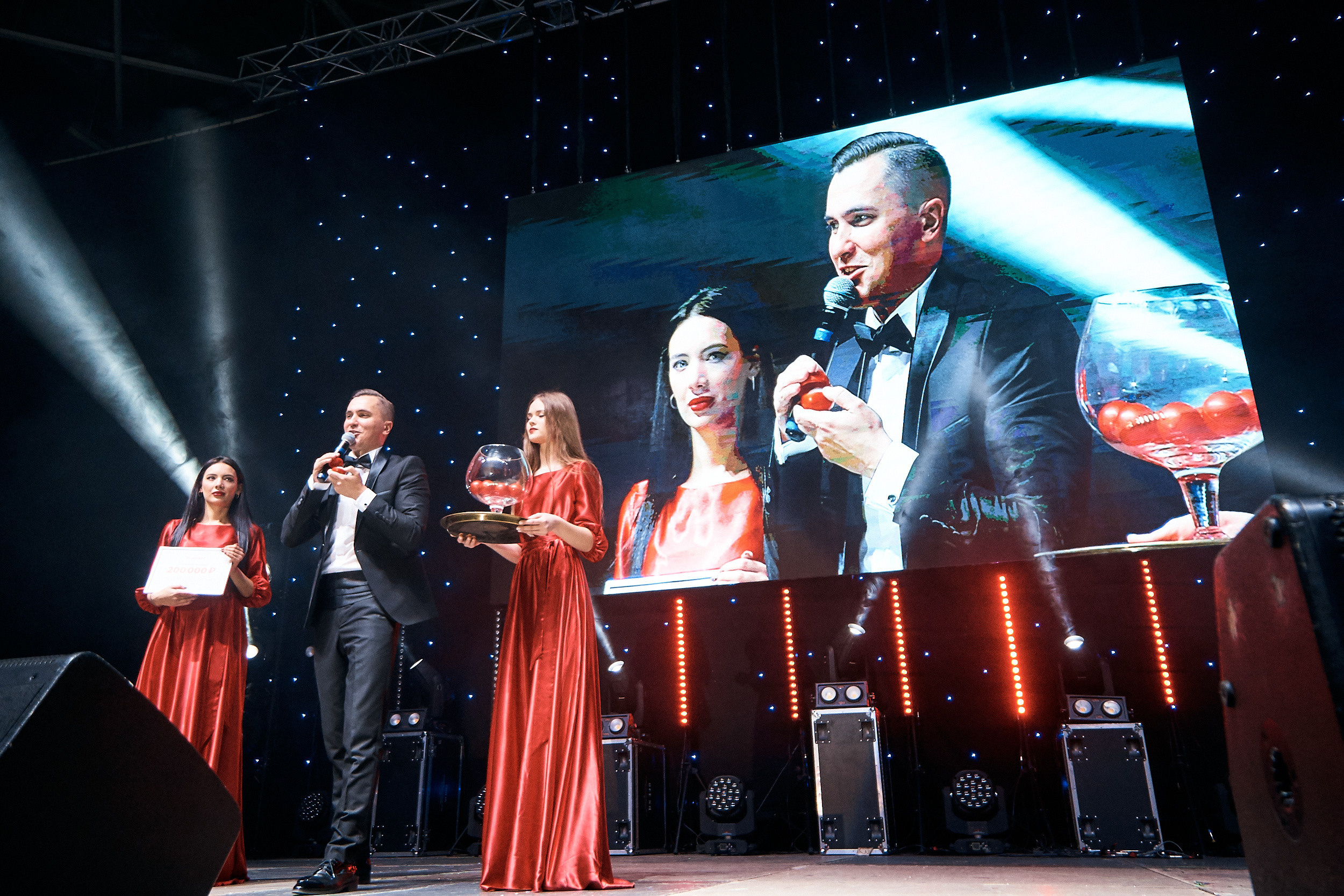 Фонбет 25 лет. Фотограф Олег Сотник