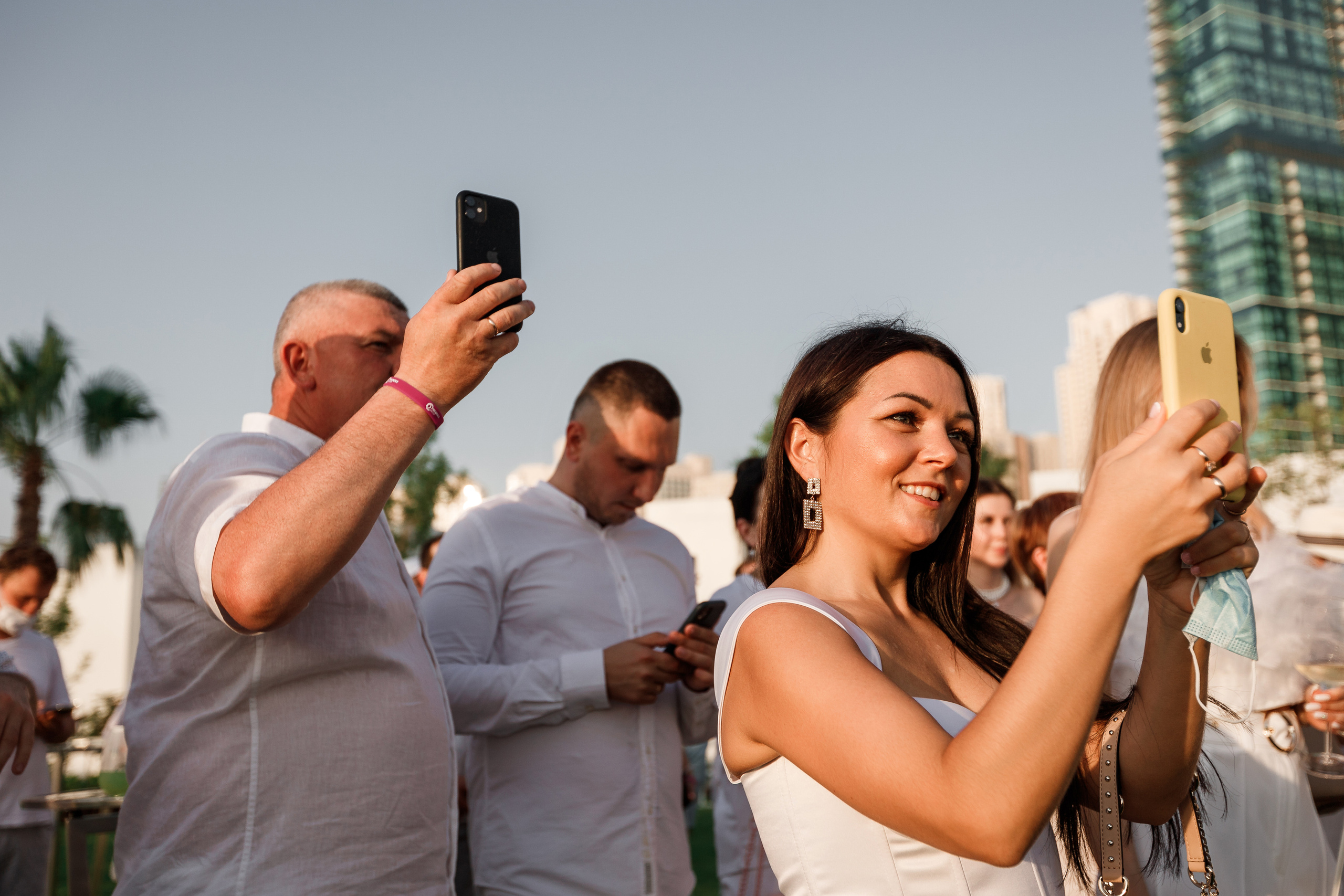 Дубай. Белая вечеринка. Фотограф Олег Сотник