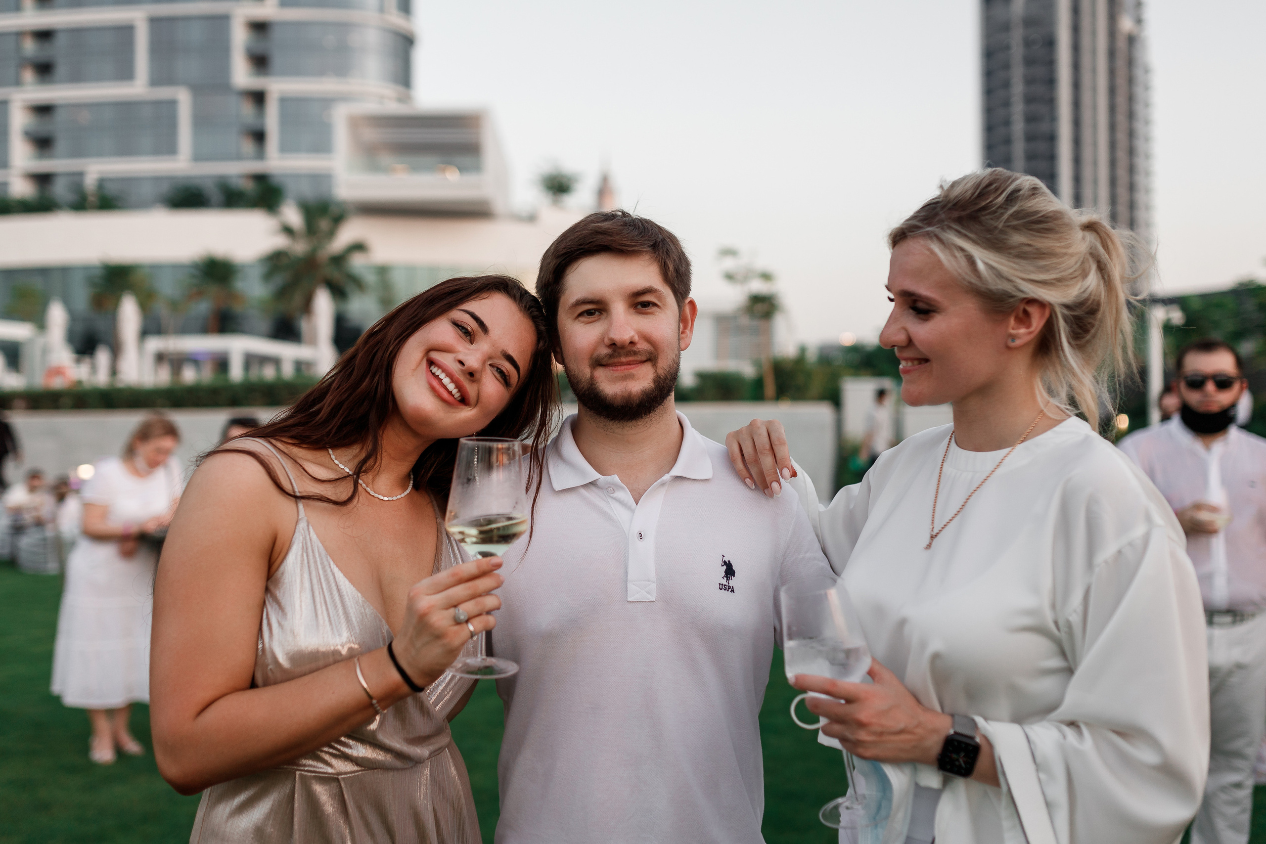 Дубай. Белая вечеринка. Фотограф Олег Сотник