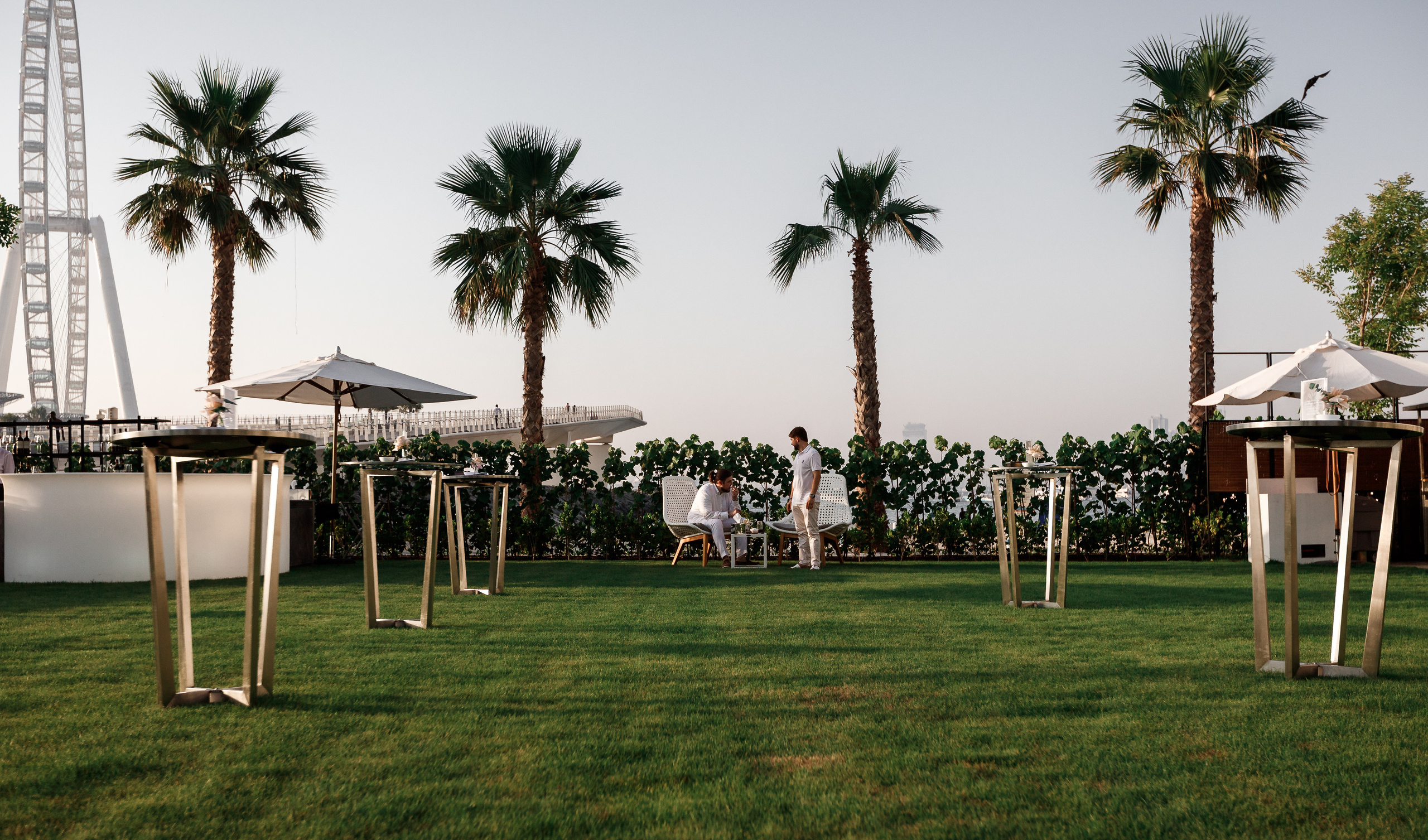 Дубай. Белая вечеринка. Фотограф Олег Сотник