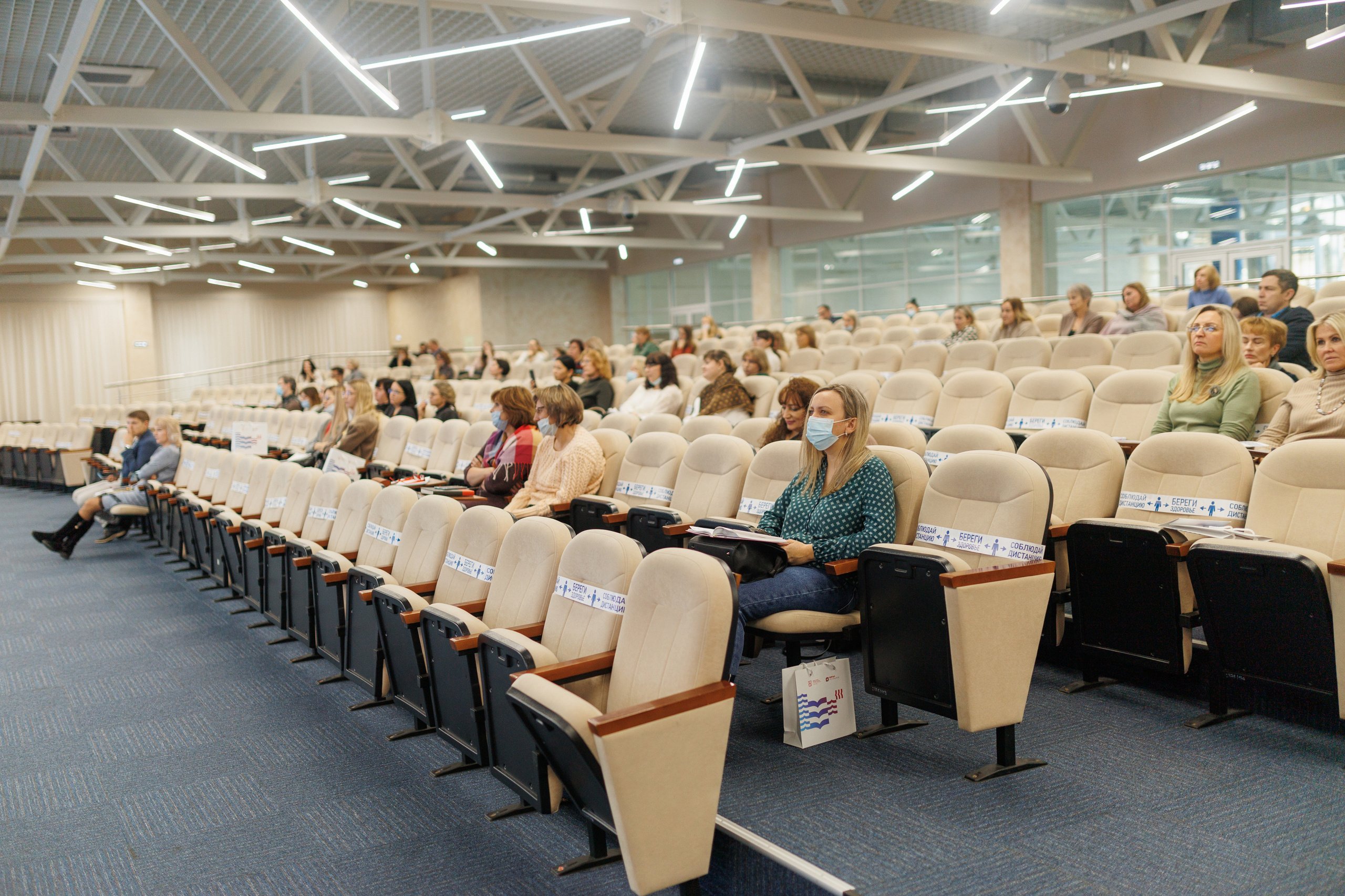 Конференция в Омске для Хатакон. Фотограф Олег Сотник