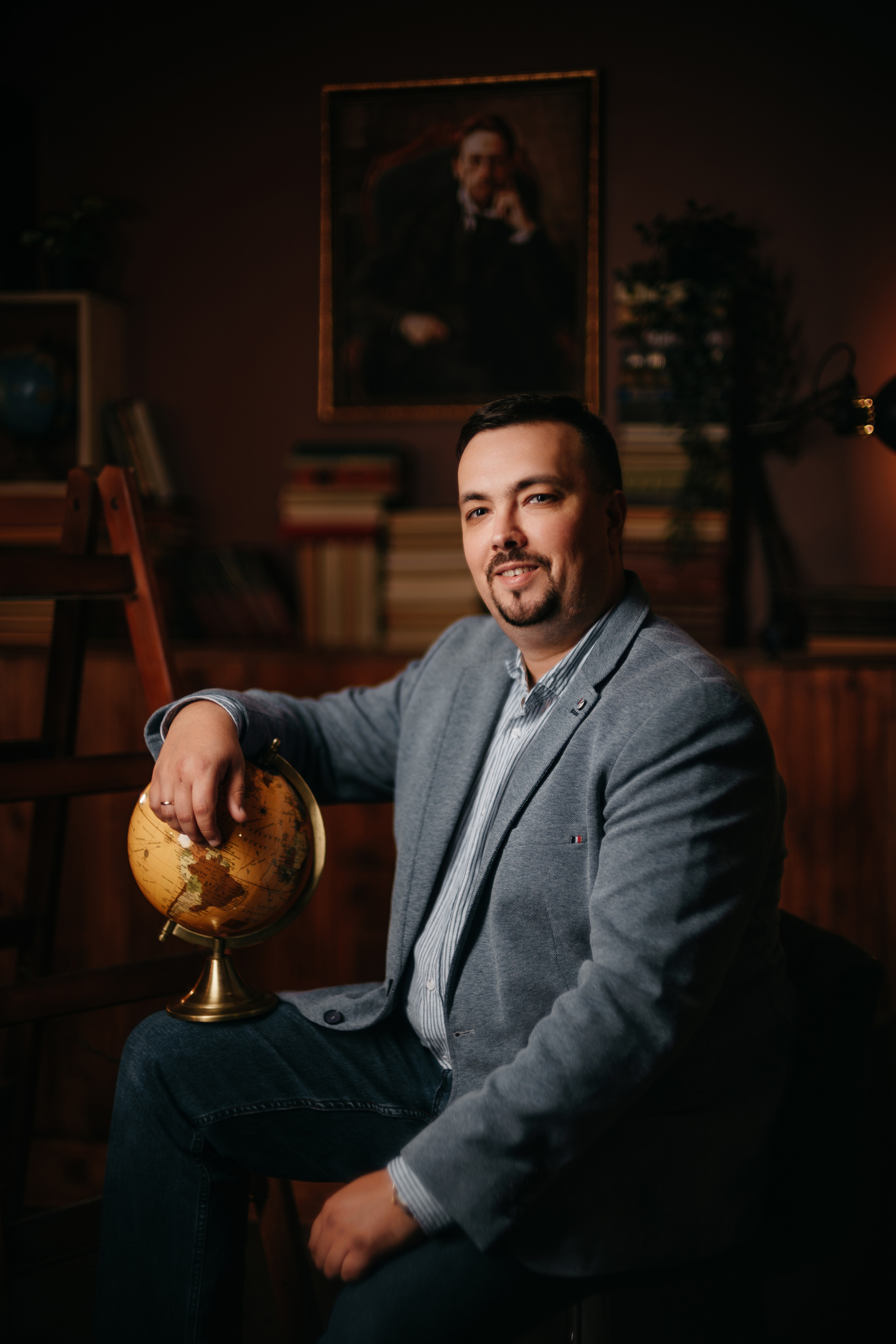 Деловой портрет для руководитель фотостудий. Фотограф Олег Сотник