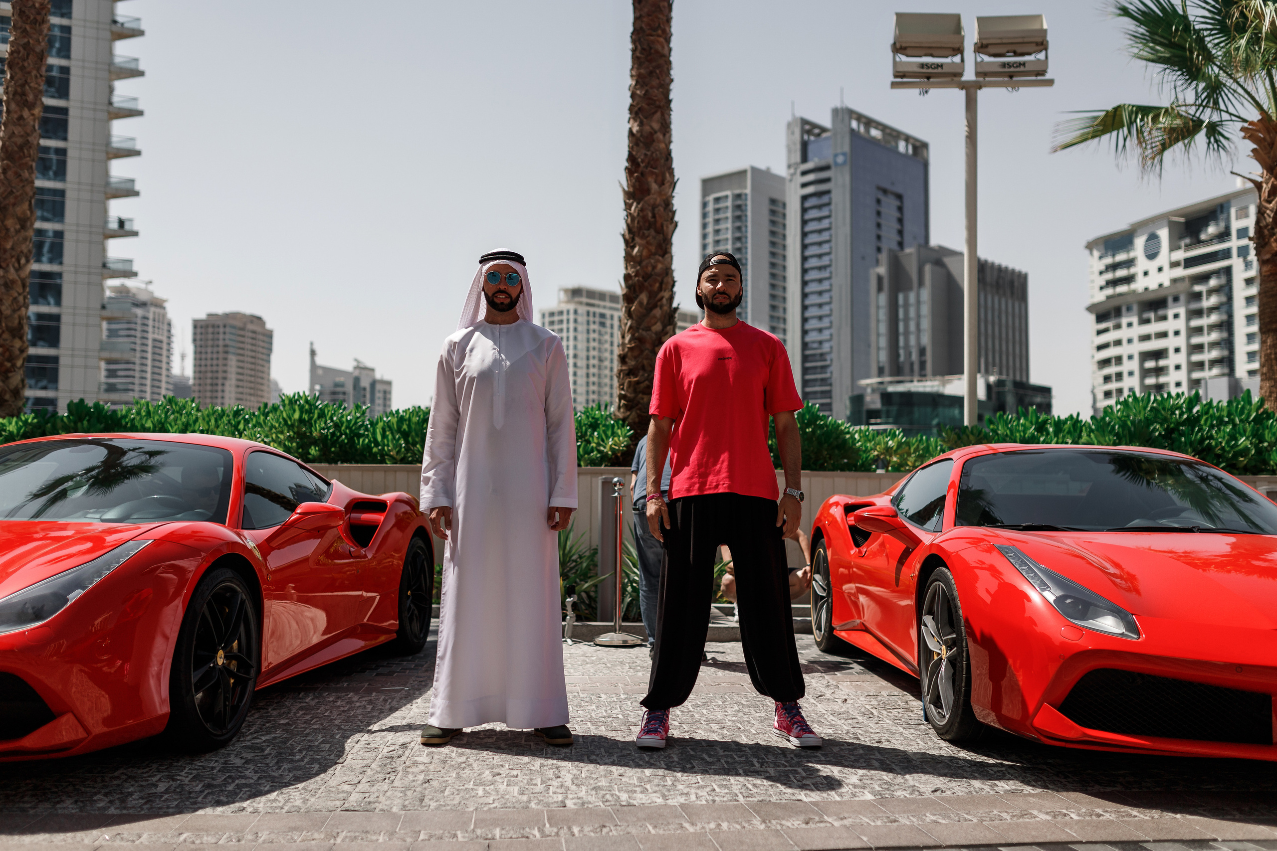 Дубай. Гонки на Ferrari. Фотограф Олег Сотник