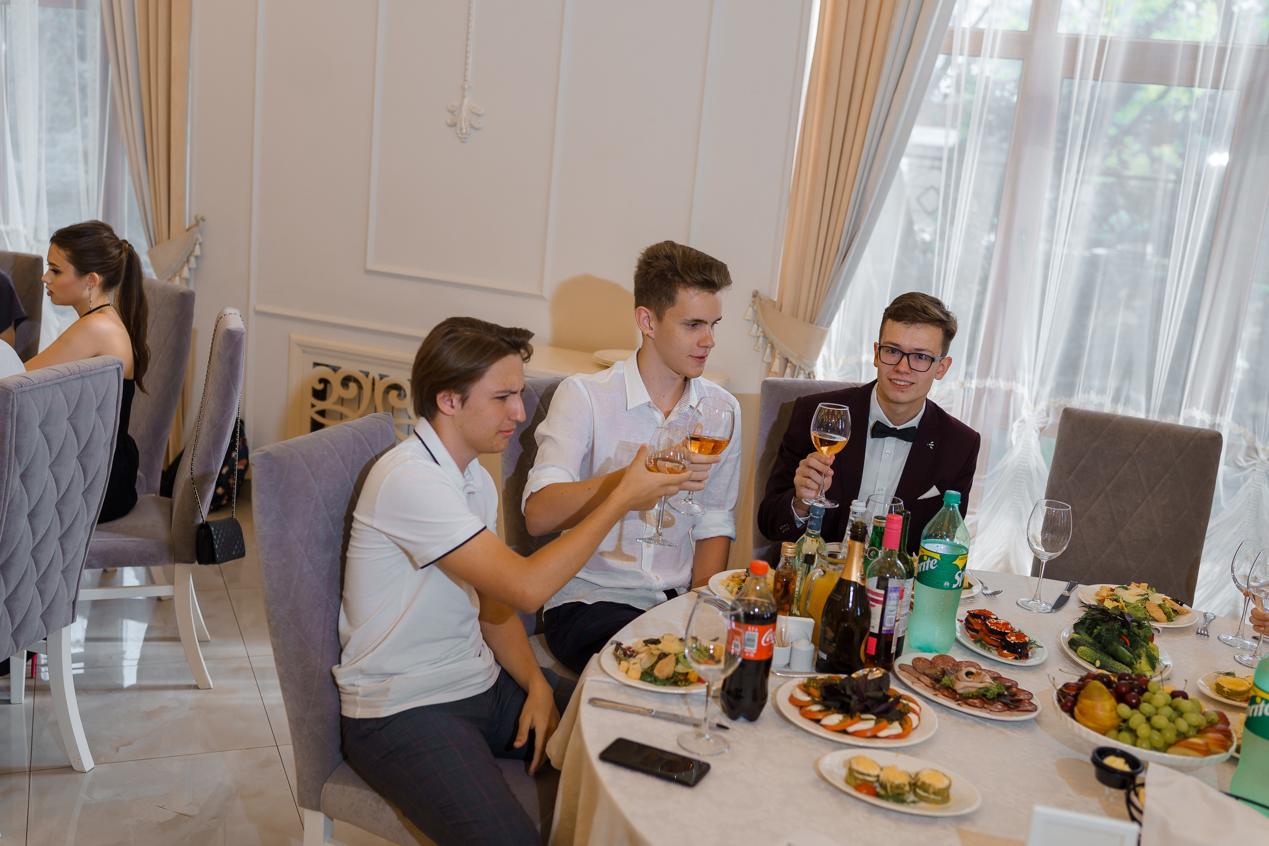 Выпускной в Усадьбе Голицына. Фотограф Олег Сотник