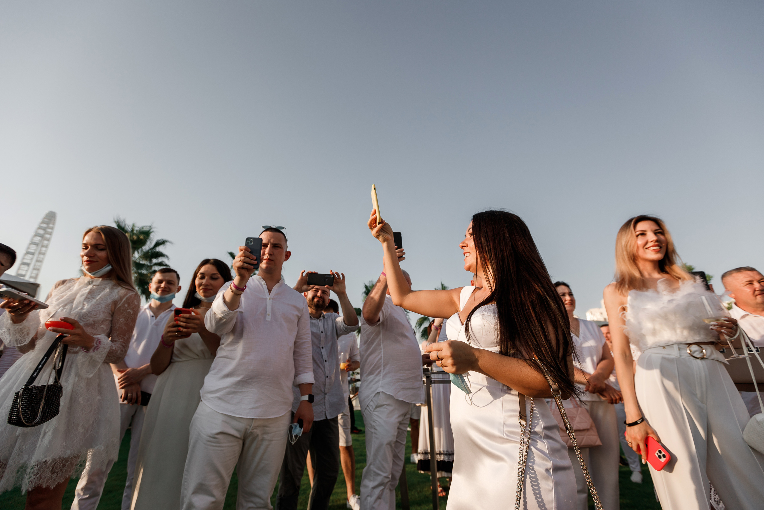 Дубай. Белая вечеринка. Фотограф Олег Сотник