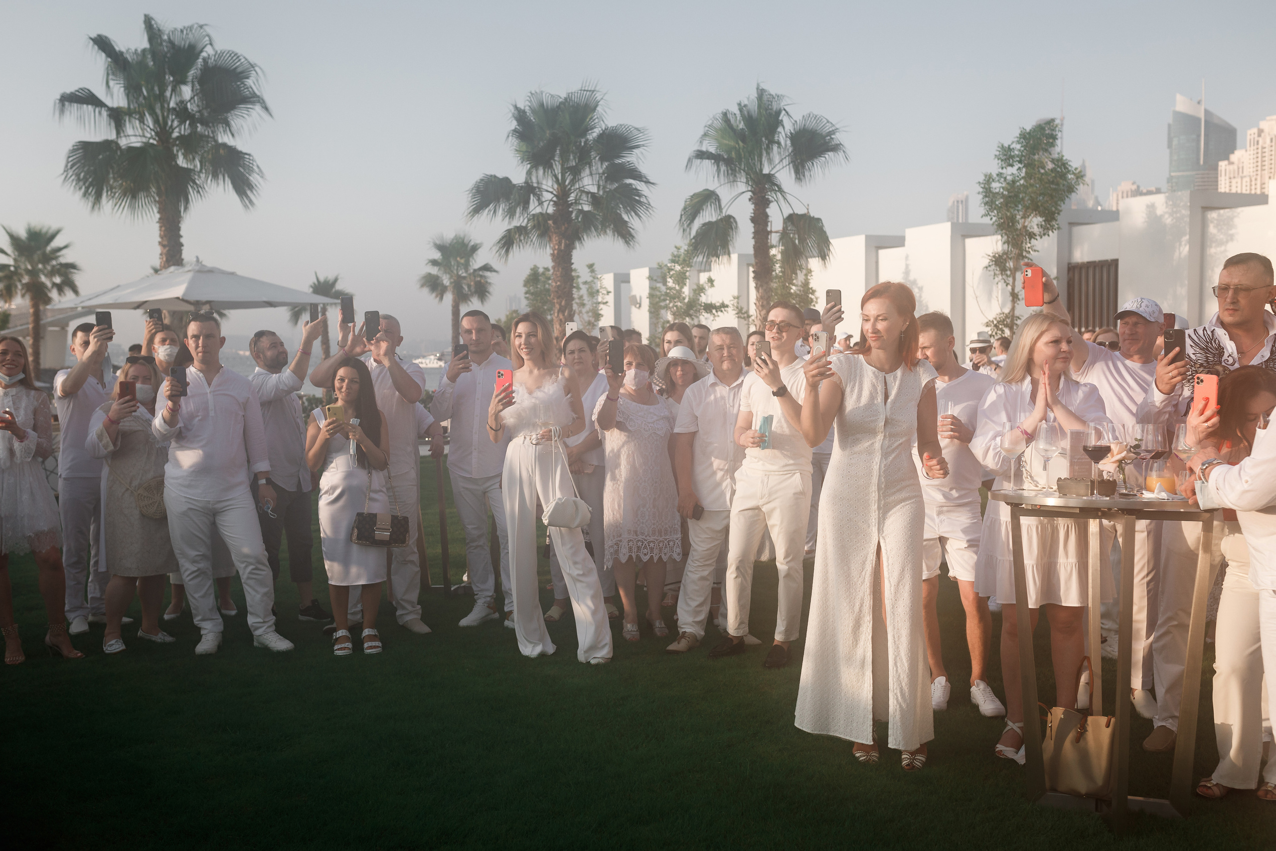 Дубай. Белая вечеринка. Фотограф Олег Сотник