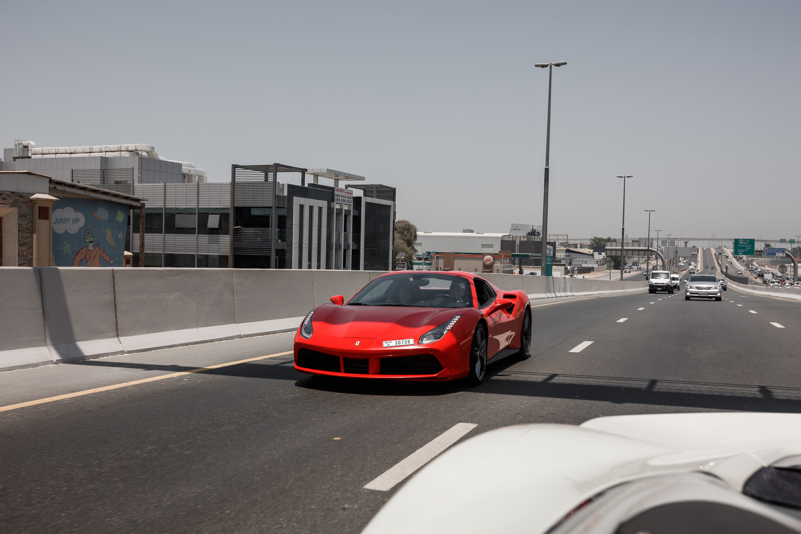 Дубай. Гонки на Ferrari. Фотограф Олег Сотник