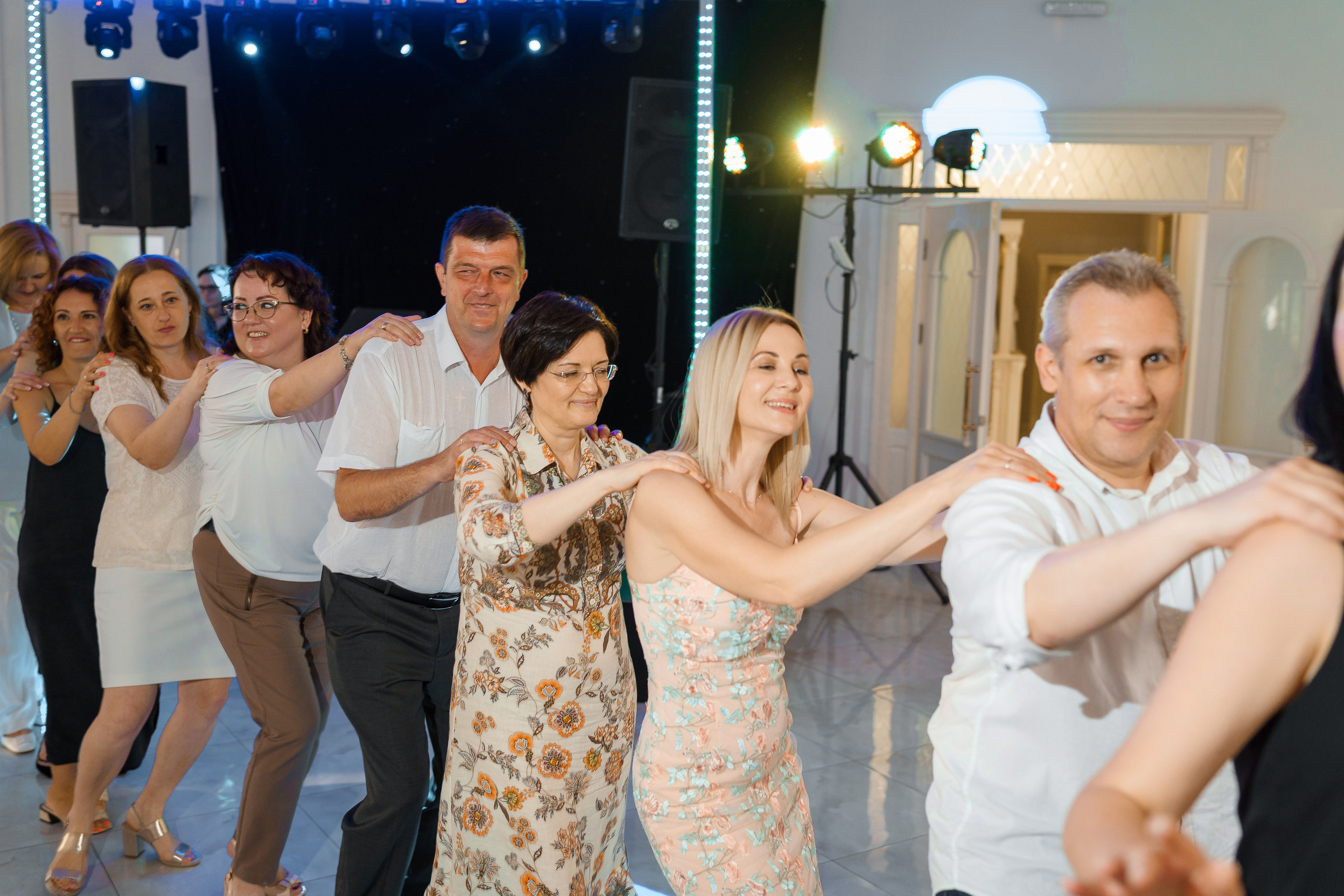 Выпускной в Усадьбе Голицына. Фотограф Олег Сотник