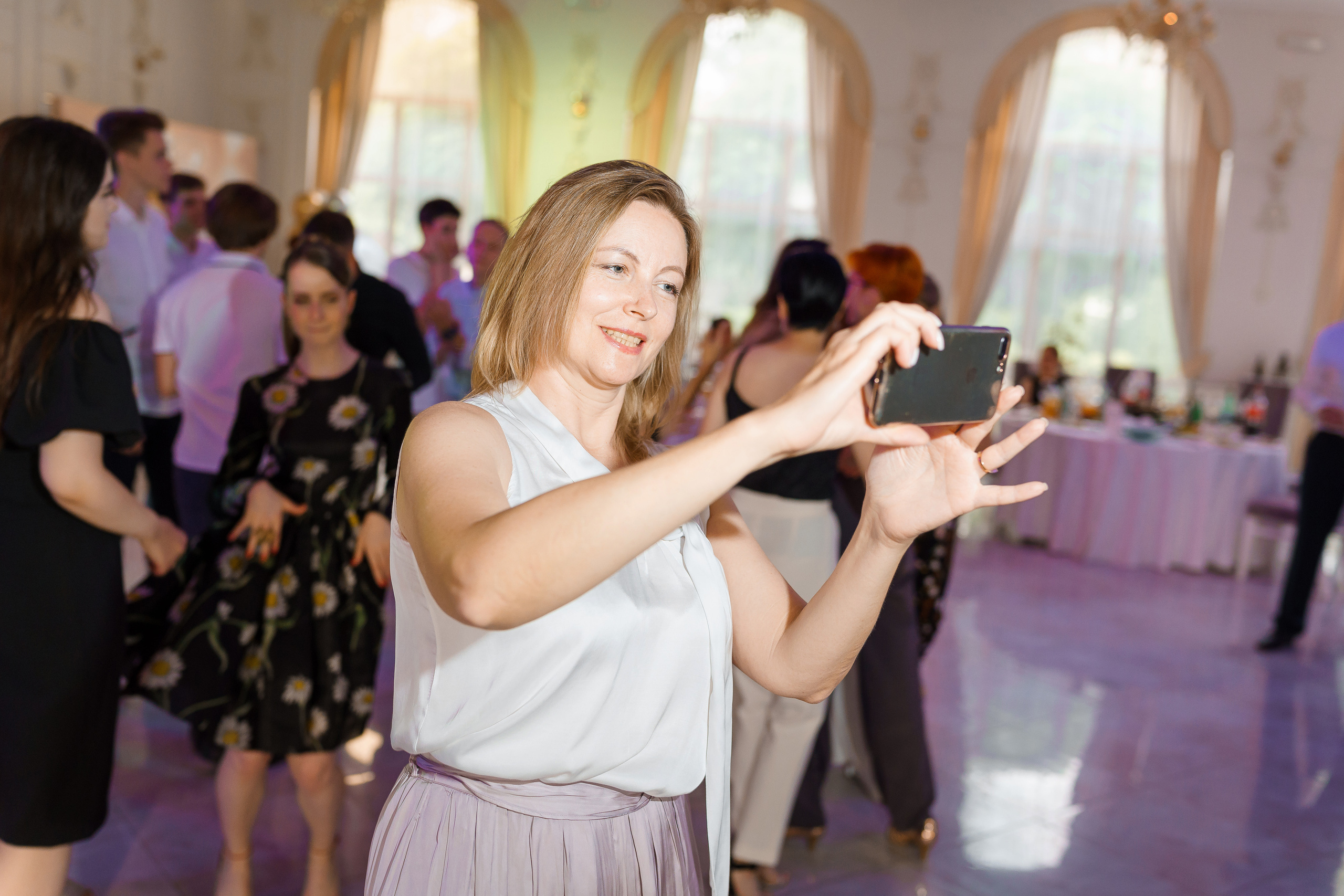 Выпускной в Усадьбе Голицына. Фотограф Олег Сотник