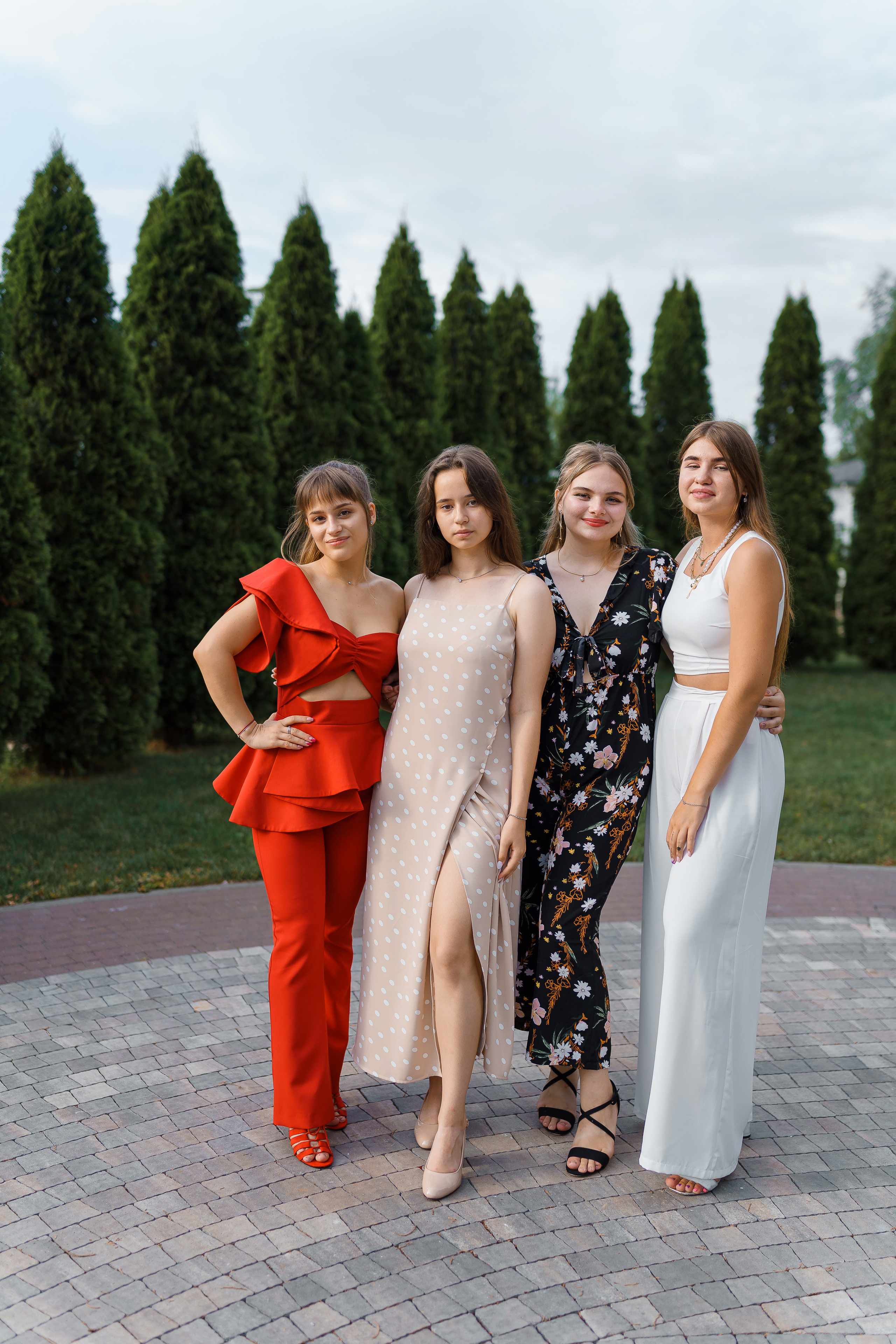 Выпускной в Усадьбе Голицына. Фотограф Олег Сотник