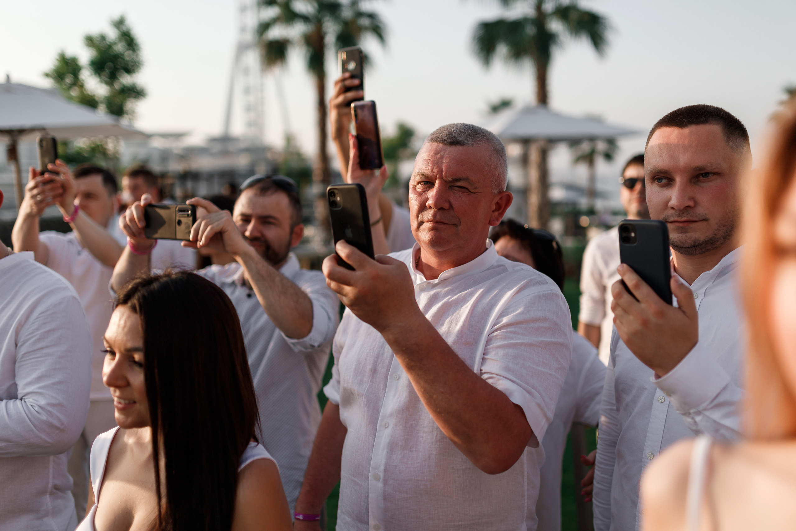 Дубай. Белая вечеринка. Фотограф Олег Сотник