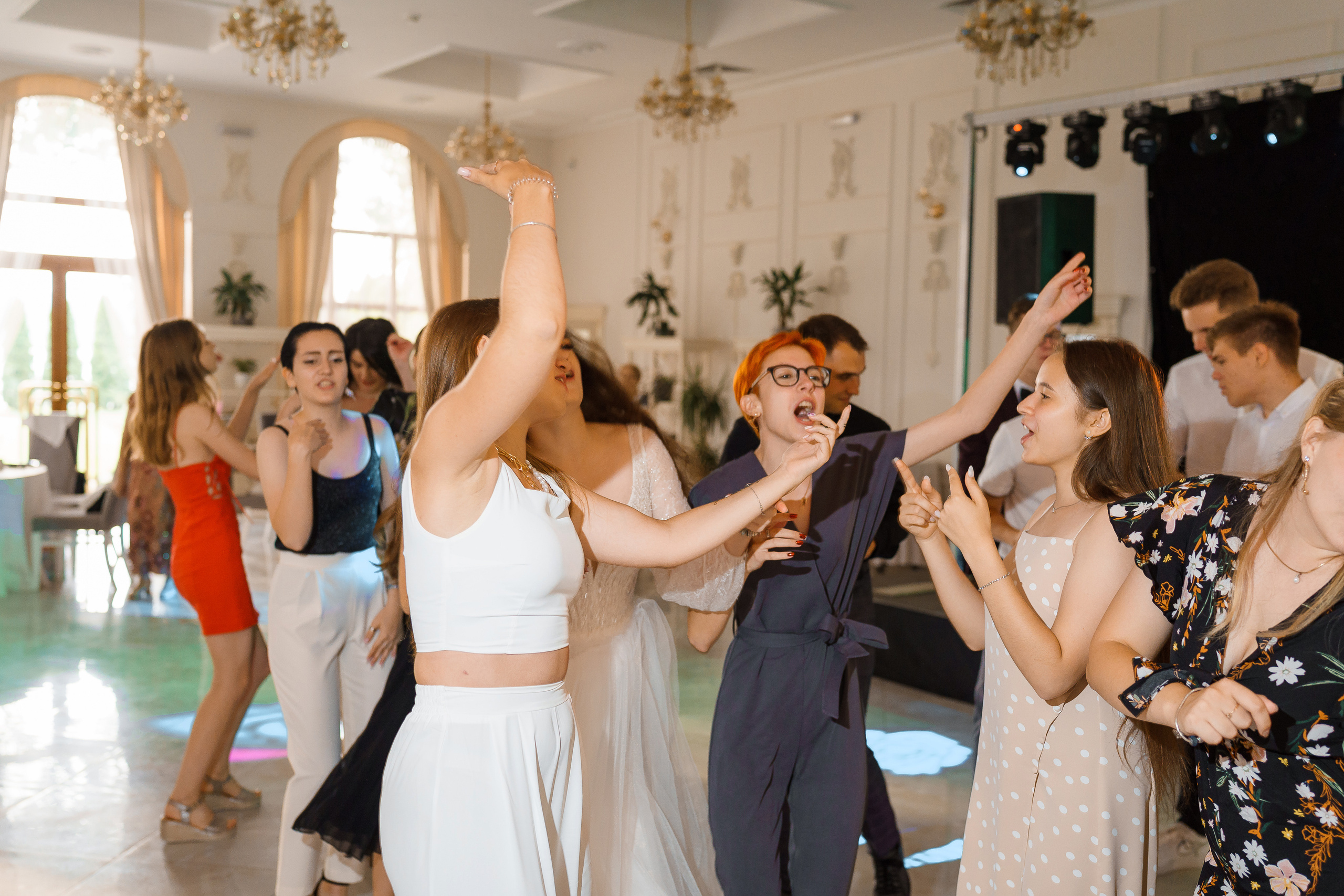 Выпускной в Усадьбе Голицына. Фотограф Олег Сотник