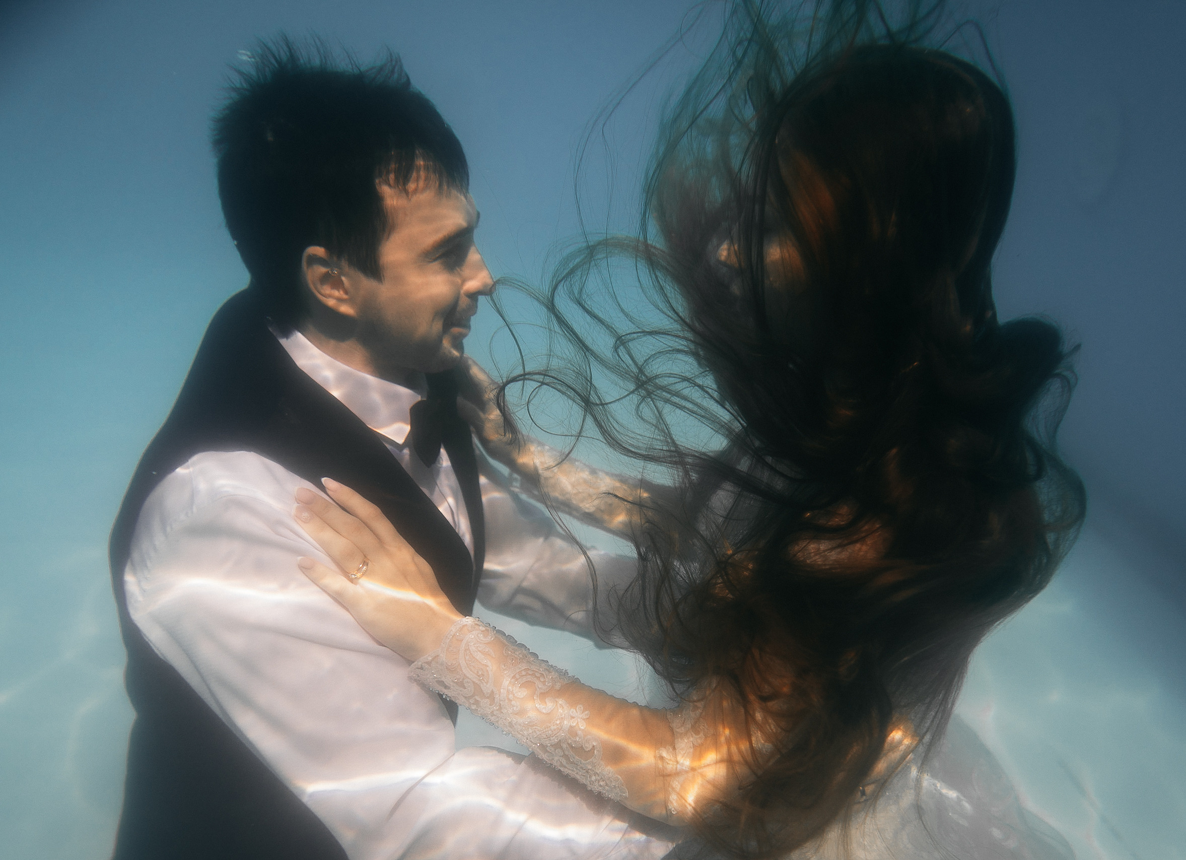 Подводная свадьба в Таганроге. Фотограф Олег Сотник