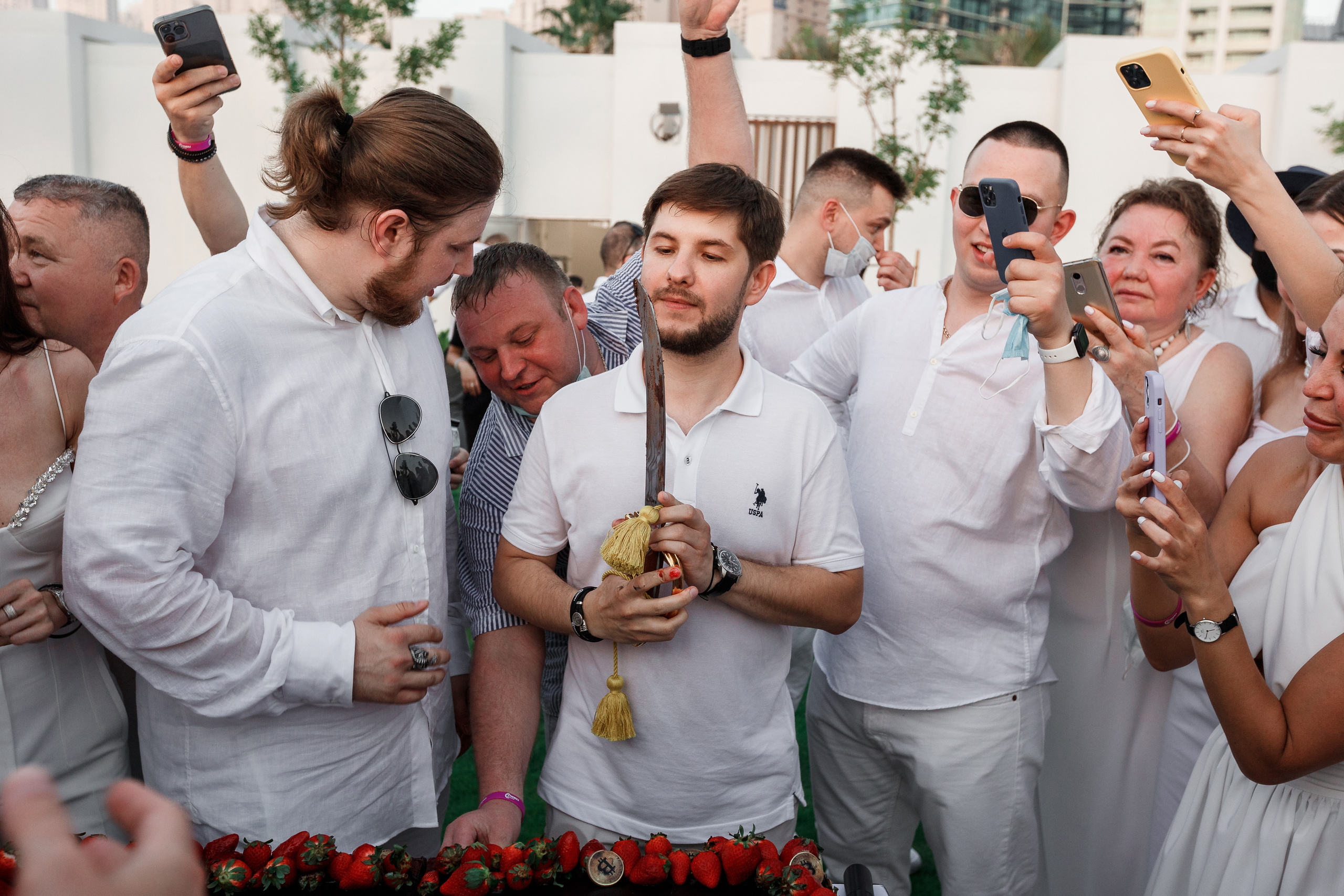 Дубай. Белая вечеринка. Фотограф Олег Сотник