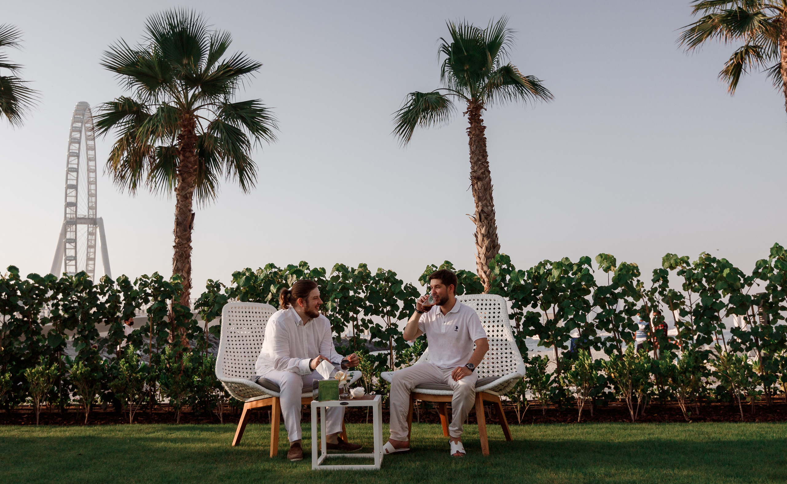 Дубай. Белая вечеринка. Фотограф Олег Сотник