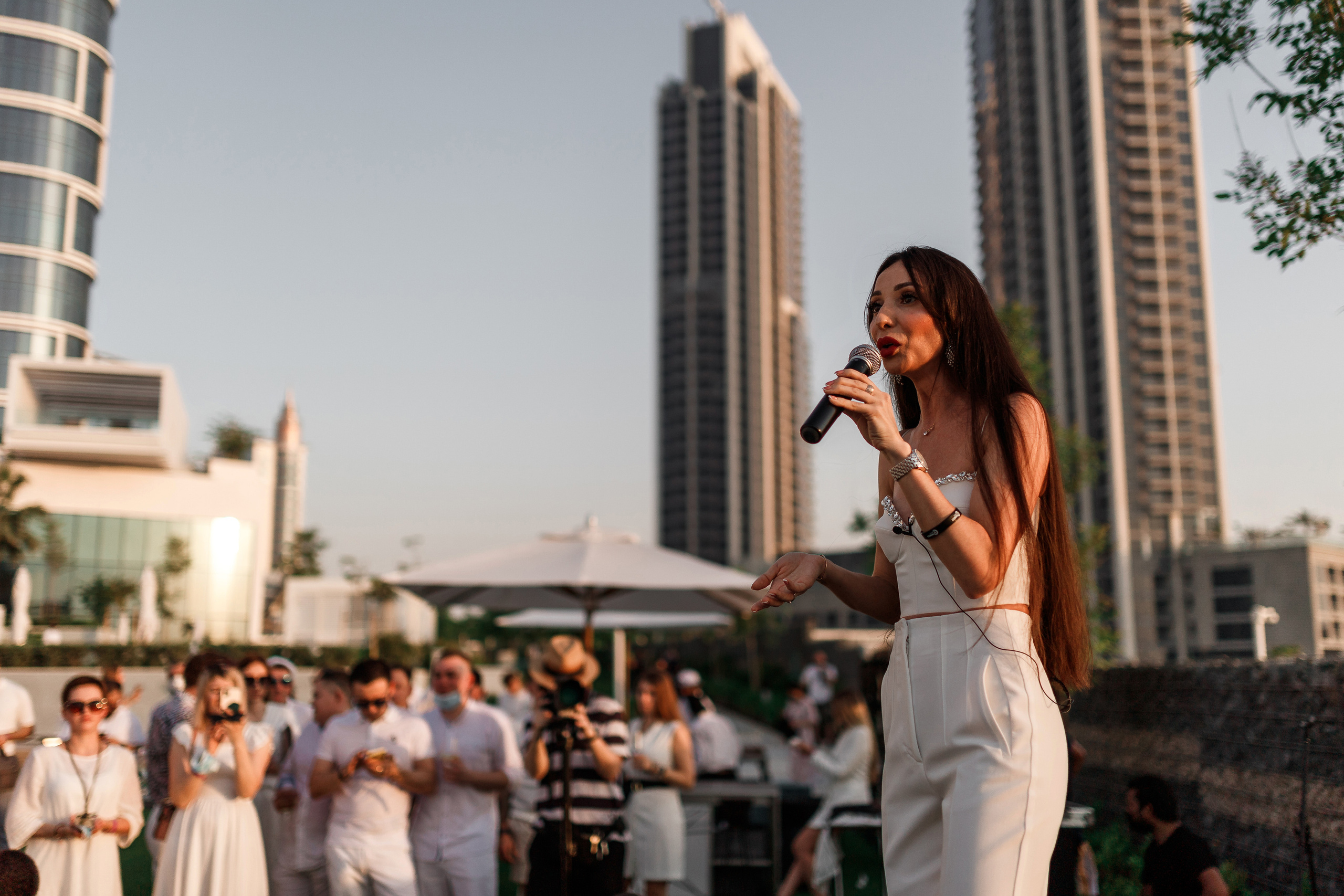 Дубай. Белая вечеринка. Фотограф Олег Сотник