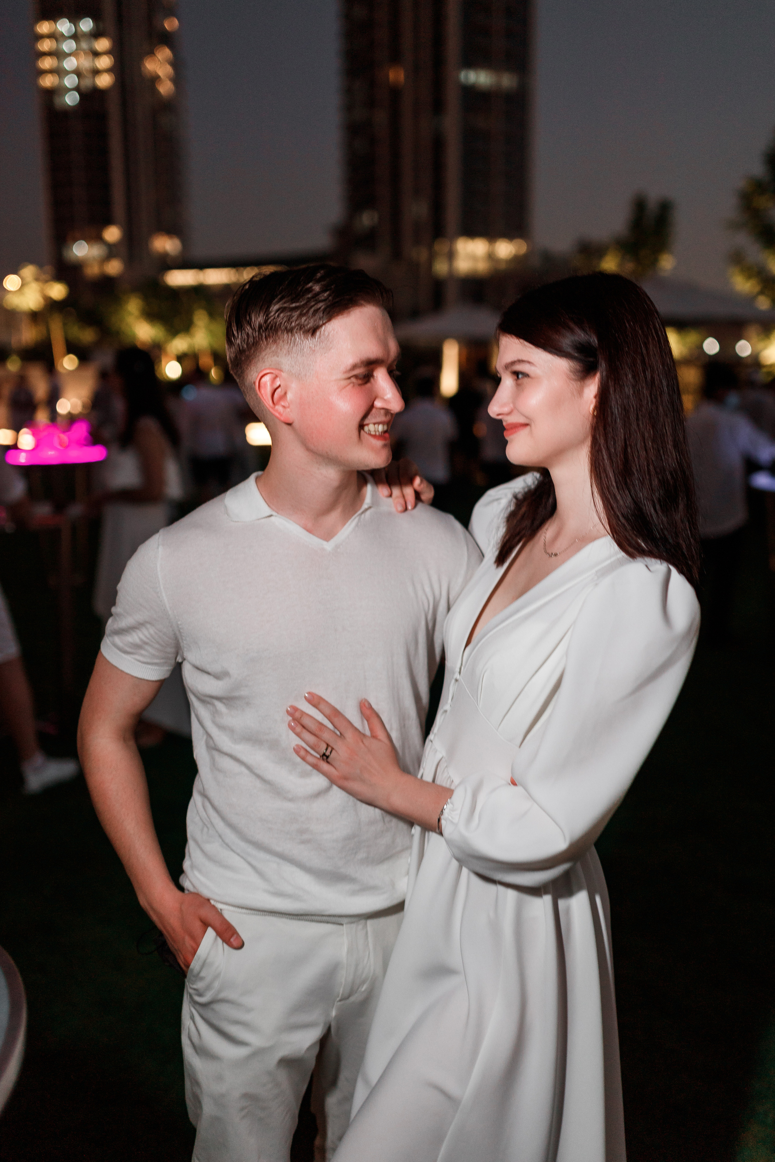 Дубай. Белая вечеринка. Фотограф Олег Сотник