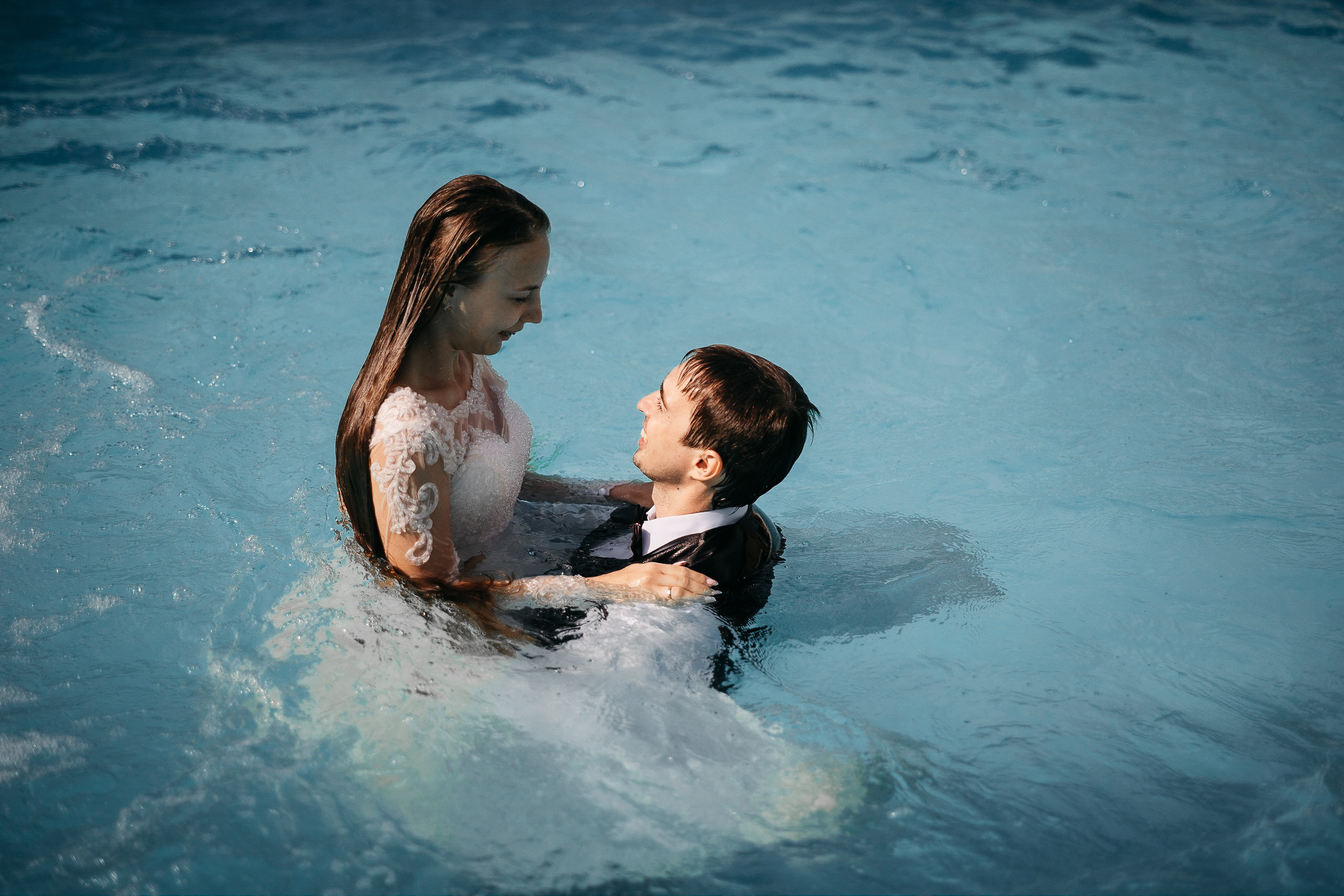 Подводная свадьба в Таганроге. Фотограф Олег Сотник