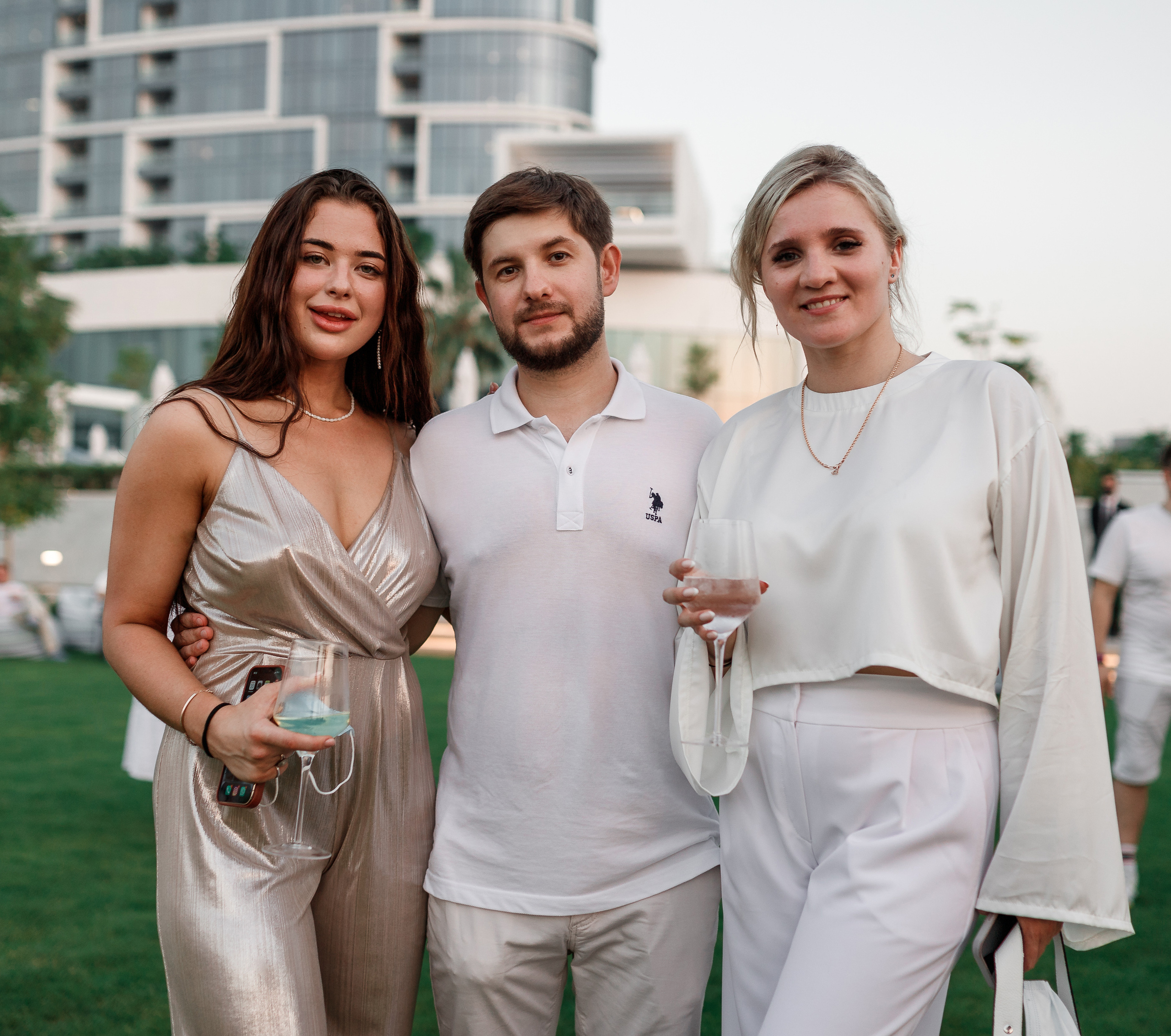 Дубай. Белая вечеринка. Фотограф Олег Сотник