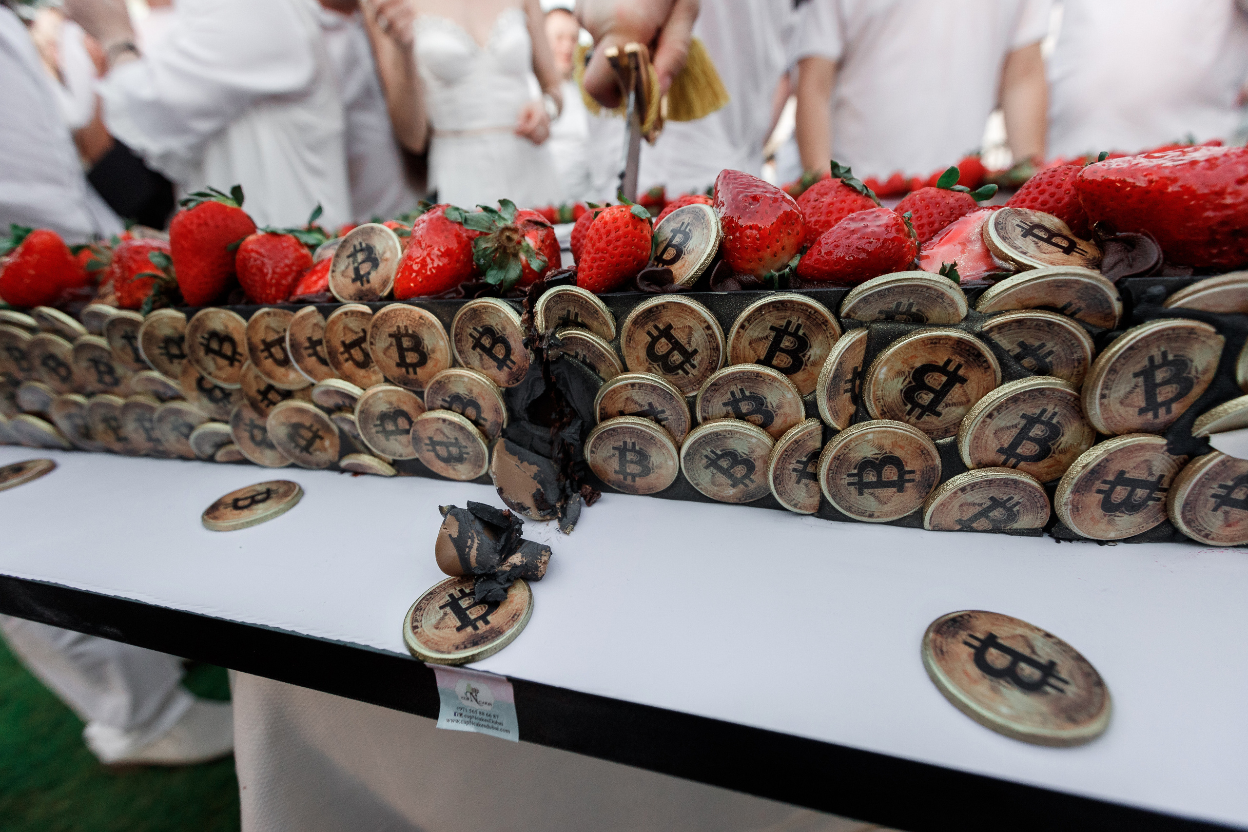 Дубай. Белая вечеринка. Фотограф Олег Сотник