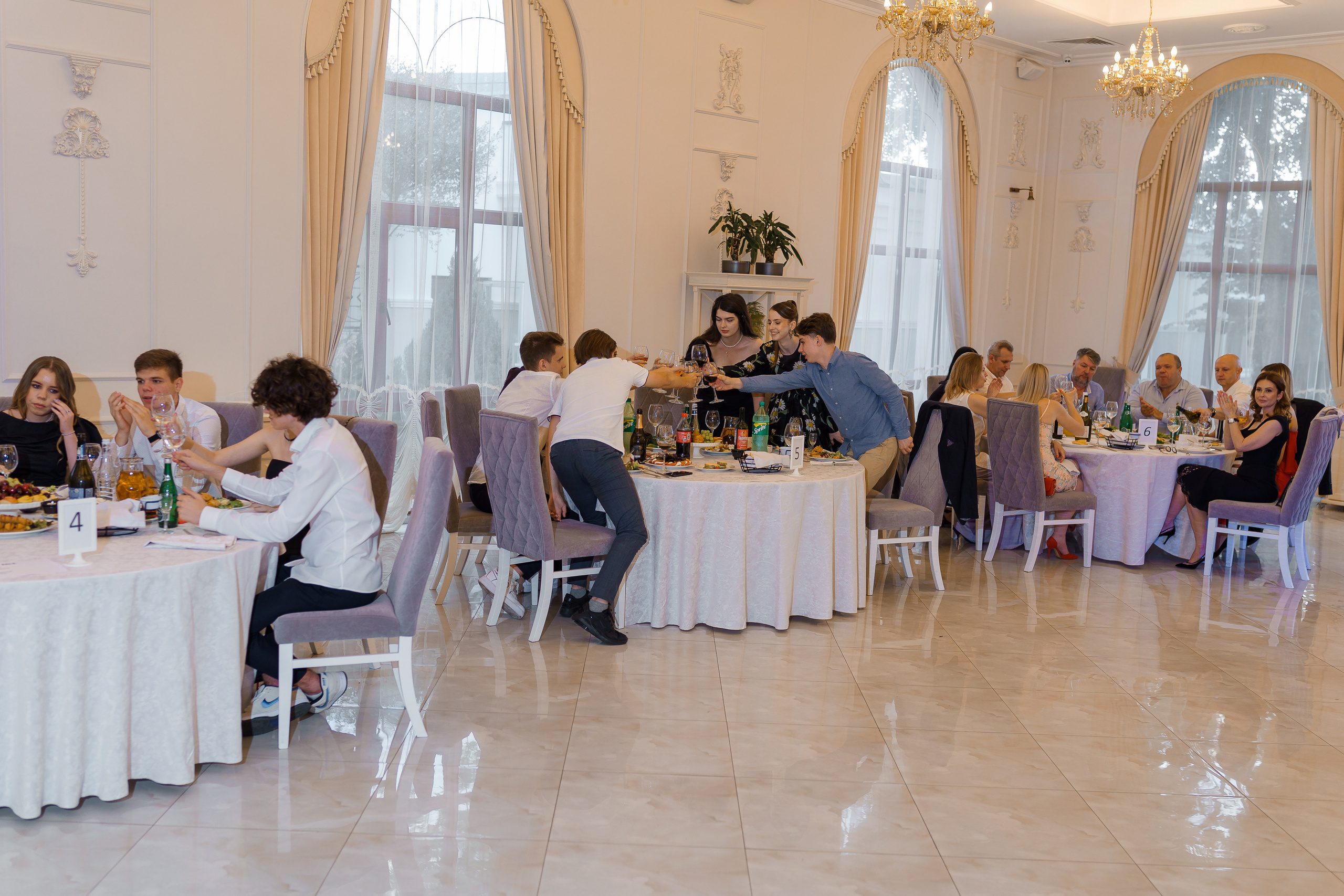 Выпускной в Усадьбе Голицына. Фотограф Олег Сотник