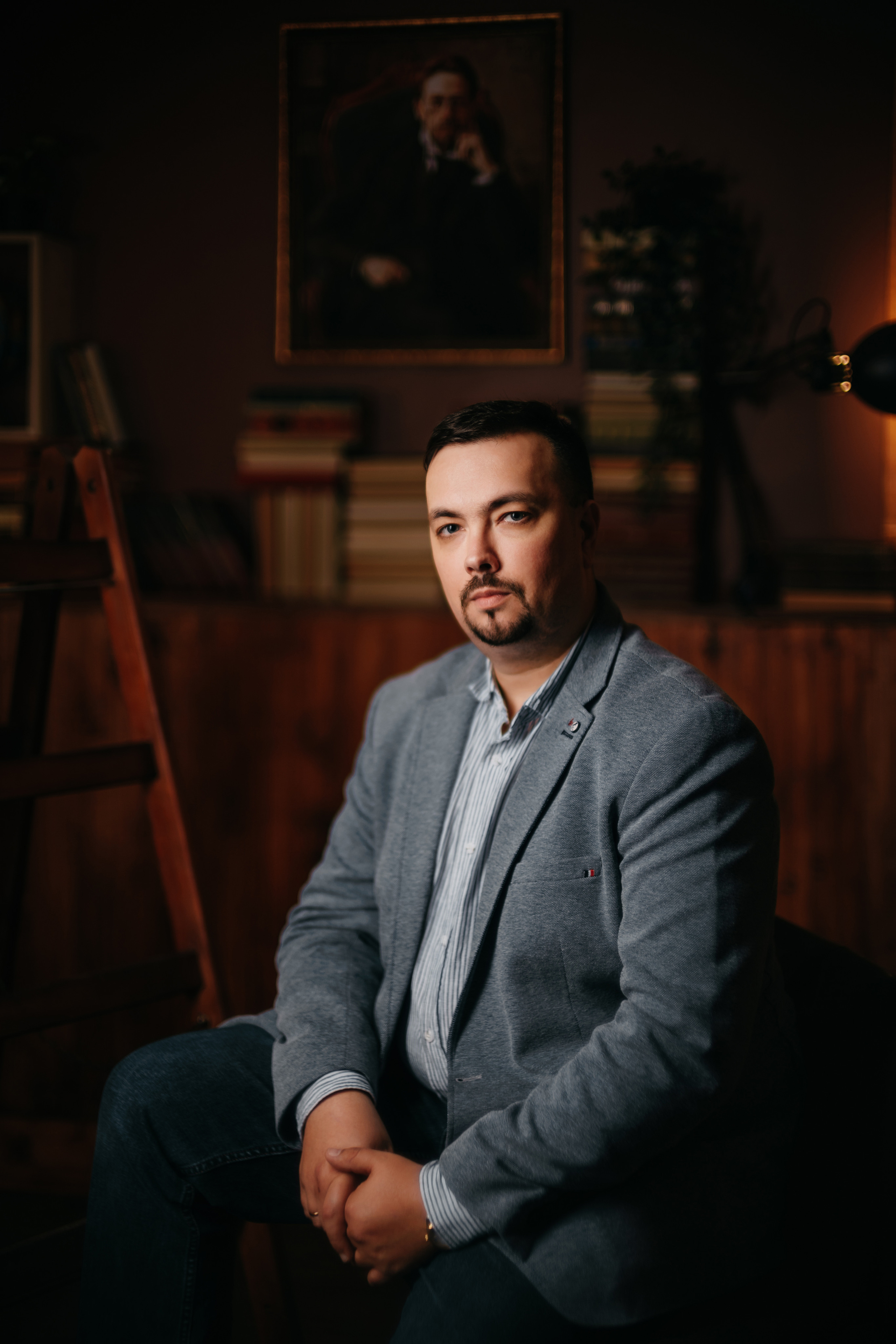 Деловой портрет для руководитель фотостудий. Фотограф Олег Сотник