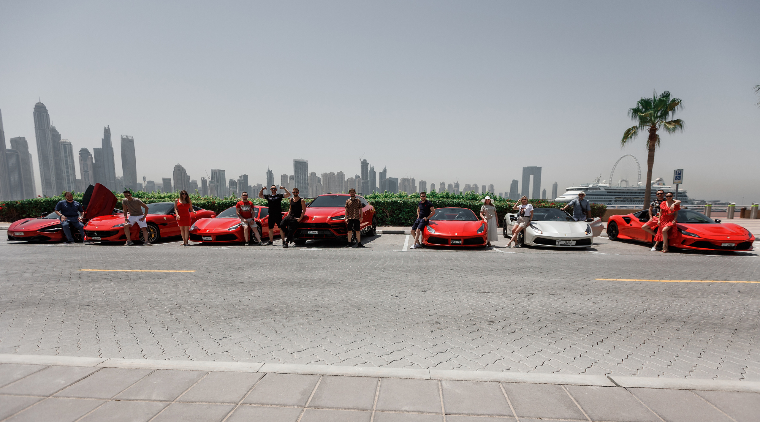 Дубай. Гонки на Ferrari. Фотограф Олег Сотник