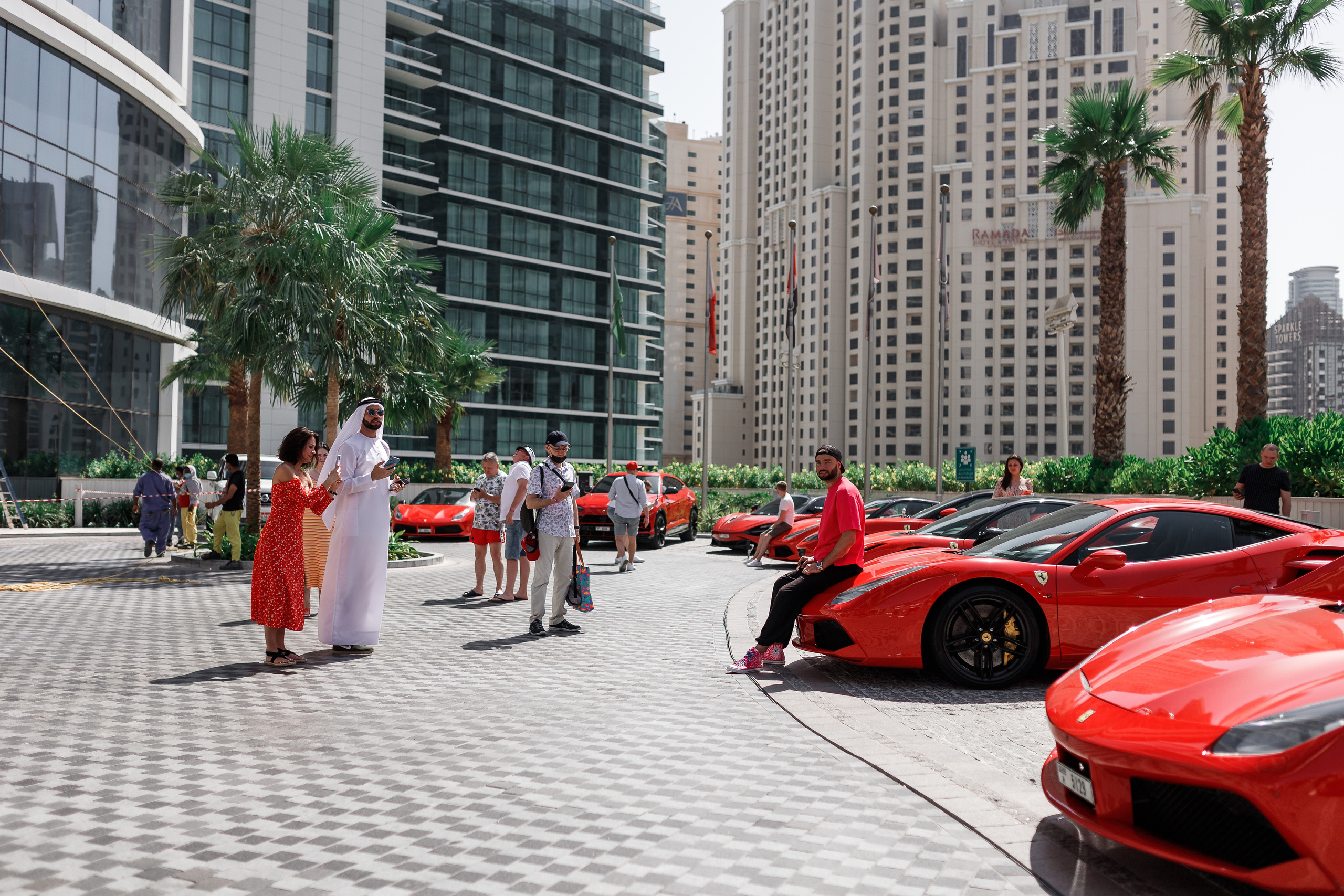 Дубай. Гонки на Ferrari. Фотограф Олег Сотник