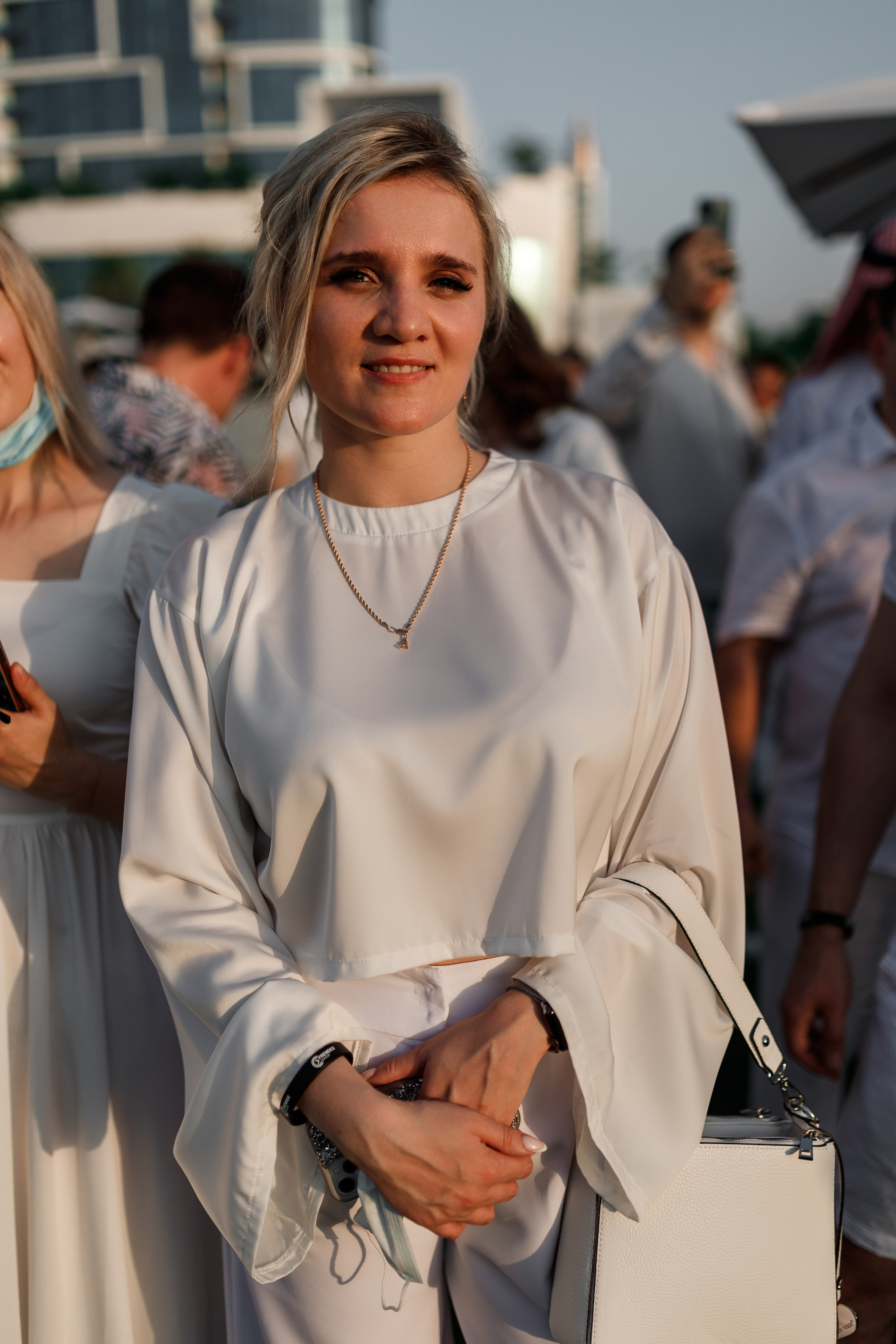 Дубай. Белая вечеринка. Фотограф Олег Сотник