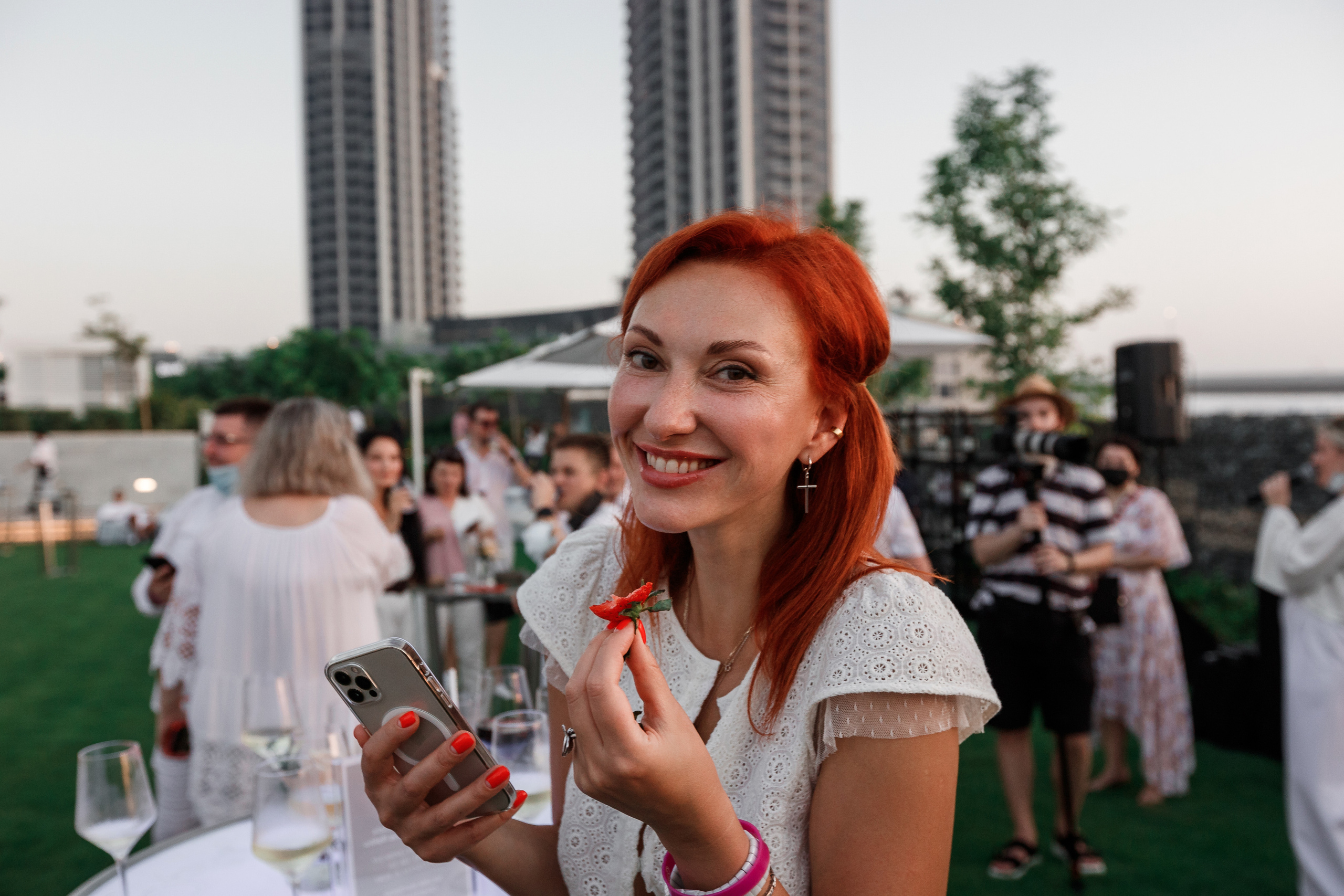 Дубай. Белая вечеринка. Фотограф Олег Сотник