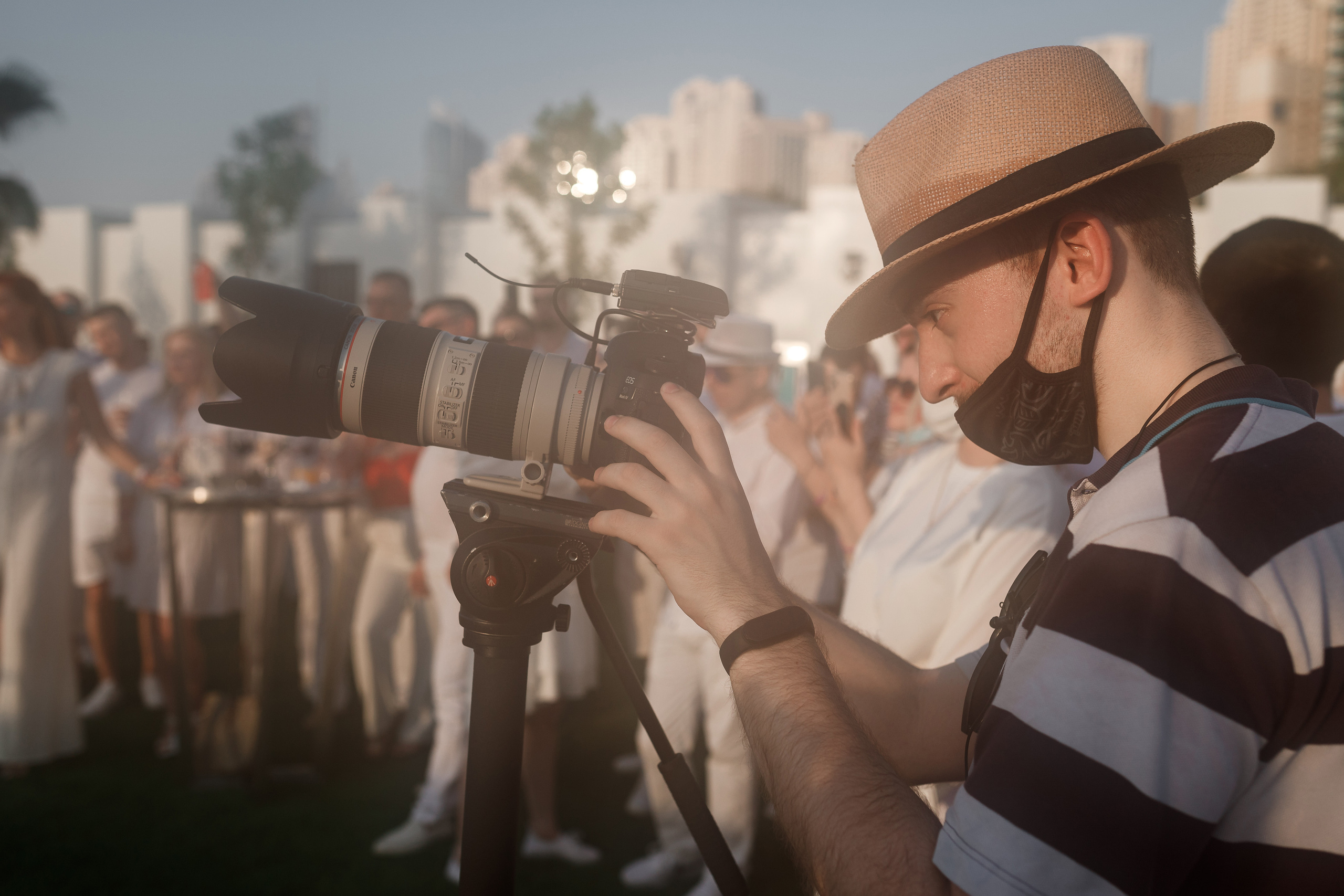 Дубай. Белая вечеринка. Фотограф Олег Сотник