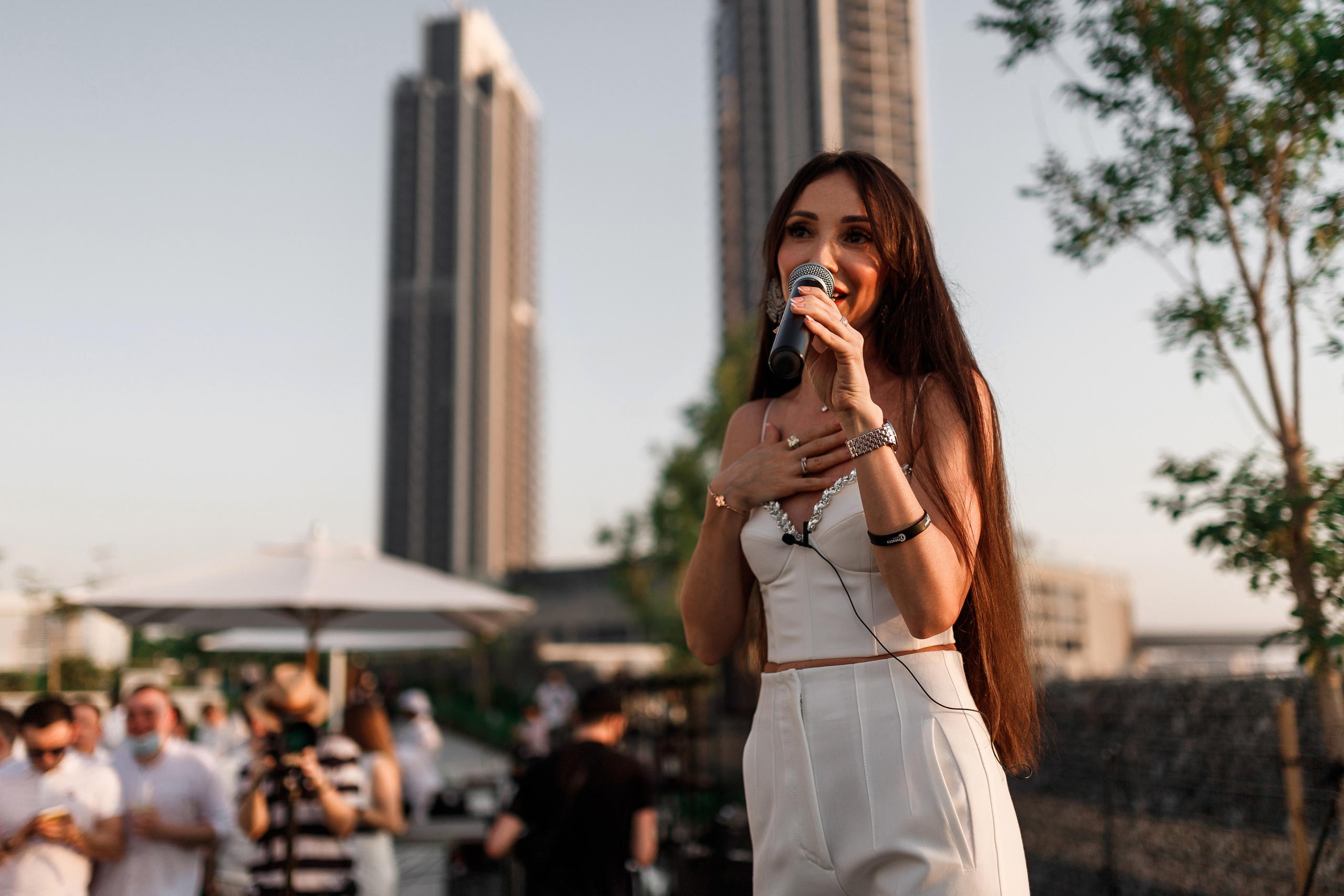 Дубай. Белая вечеринка. Фотограф Олег Сотник